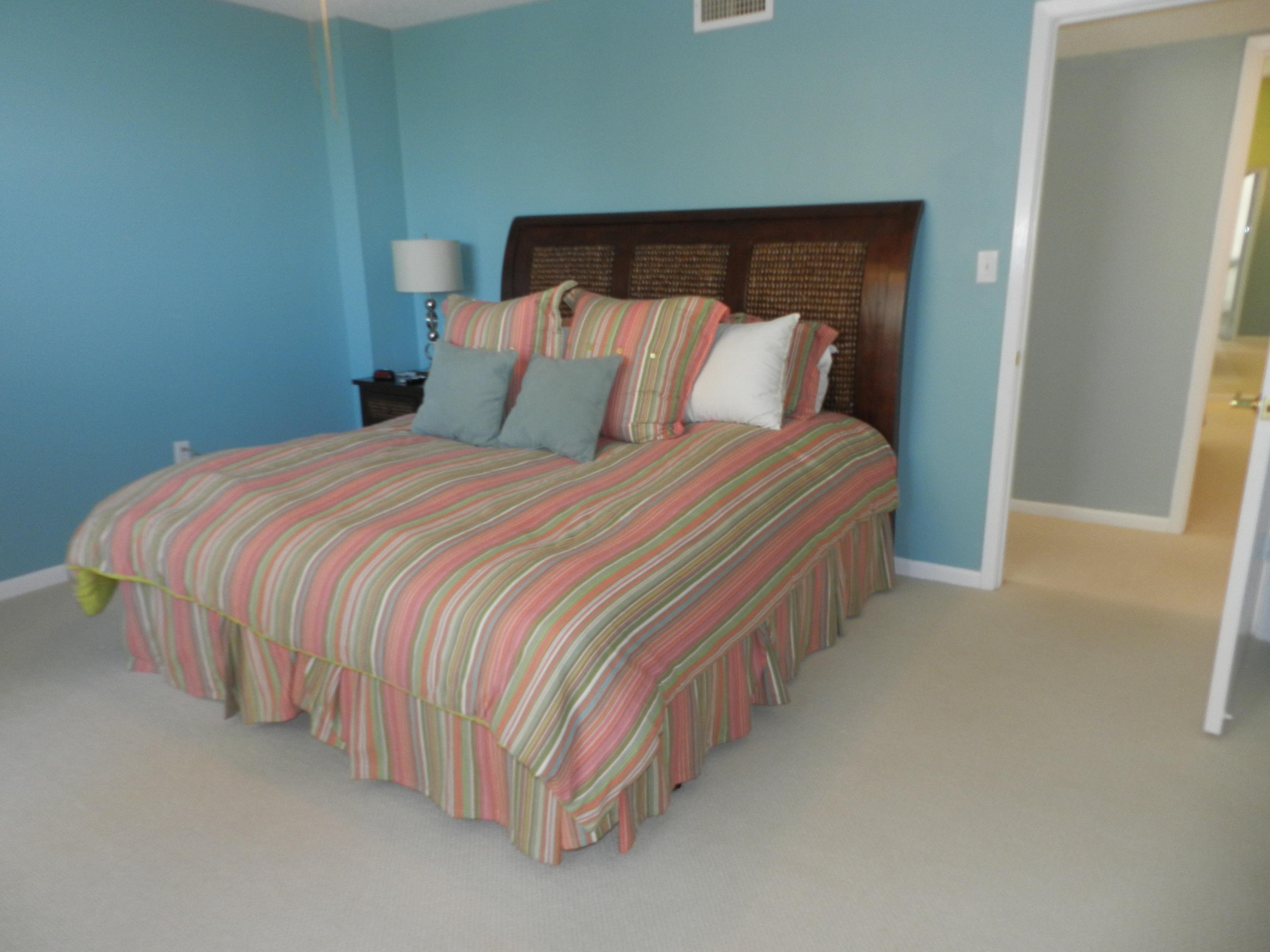 SHORELINE TOWERS 2 - Residential