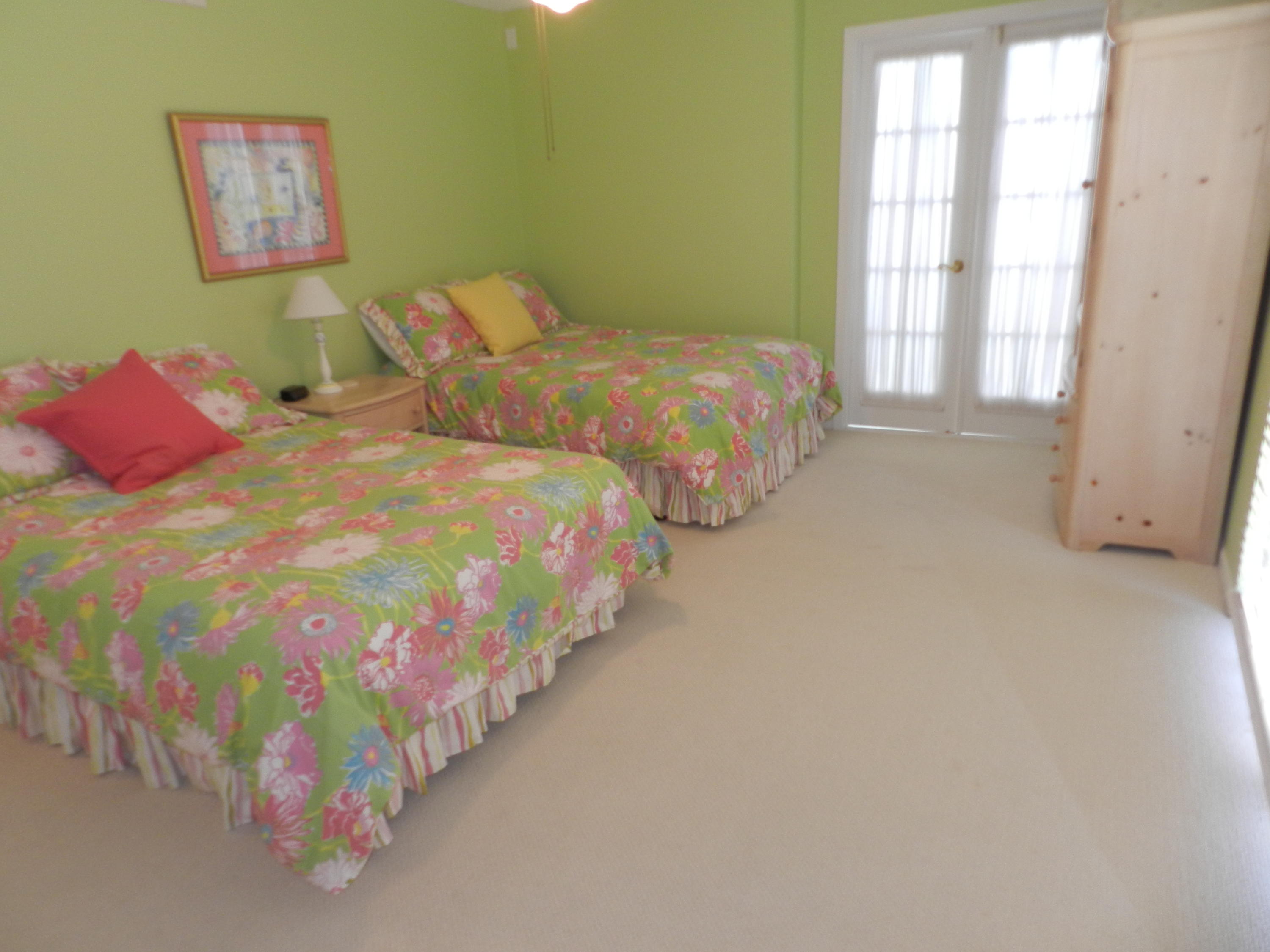 SHORELINE TOWERS 2 - Residential