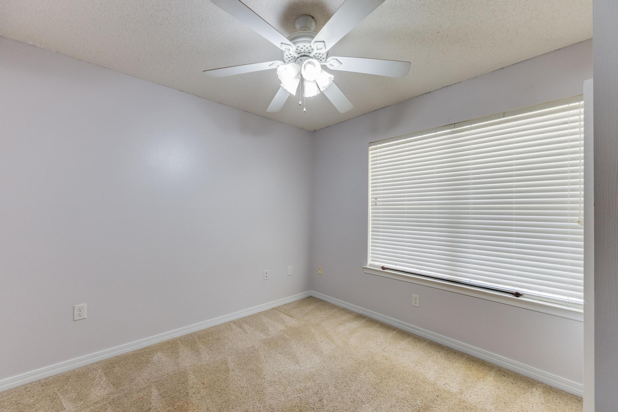 OAKDALE MINI FARMS - Residential