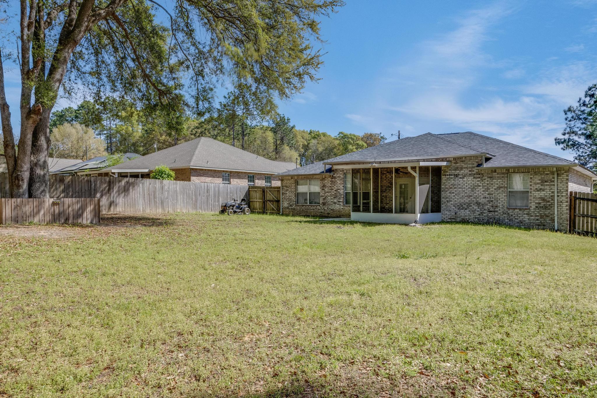 OAKDALE MINI FARMS - Residential
