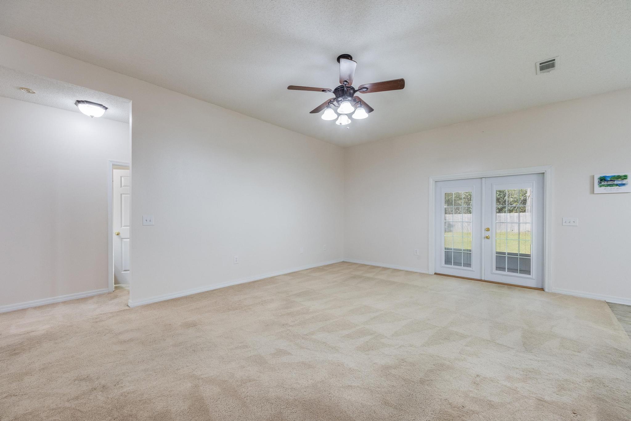 OAKDALE MINI FARMS - Residential