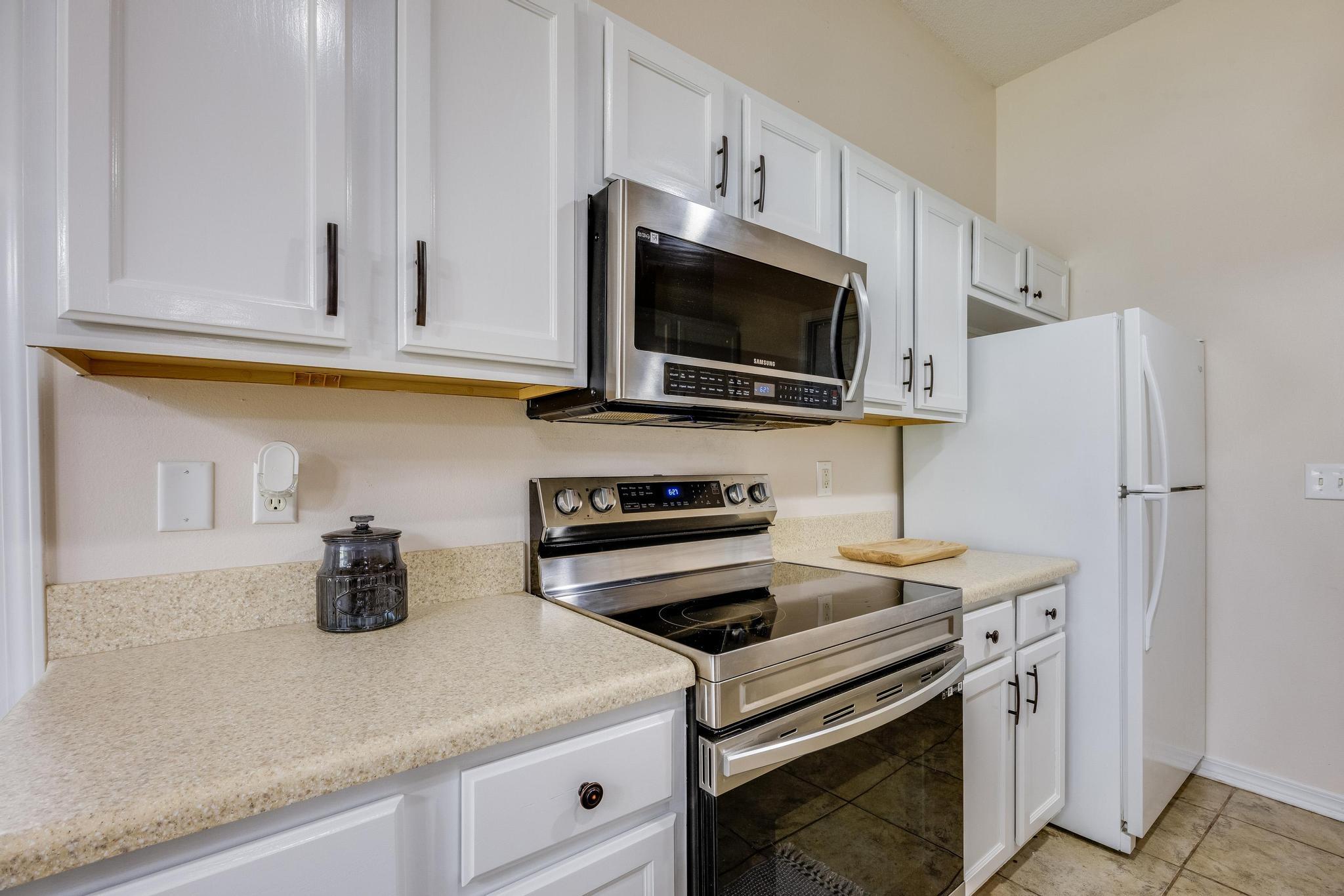 OAKDALE MINI FARMS - Residential