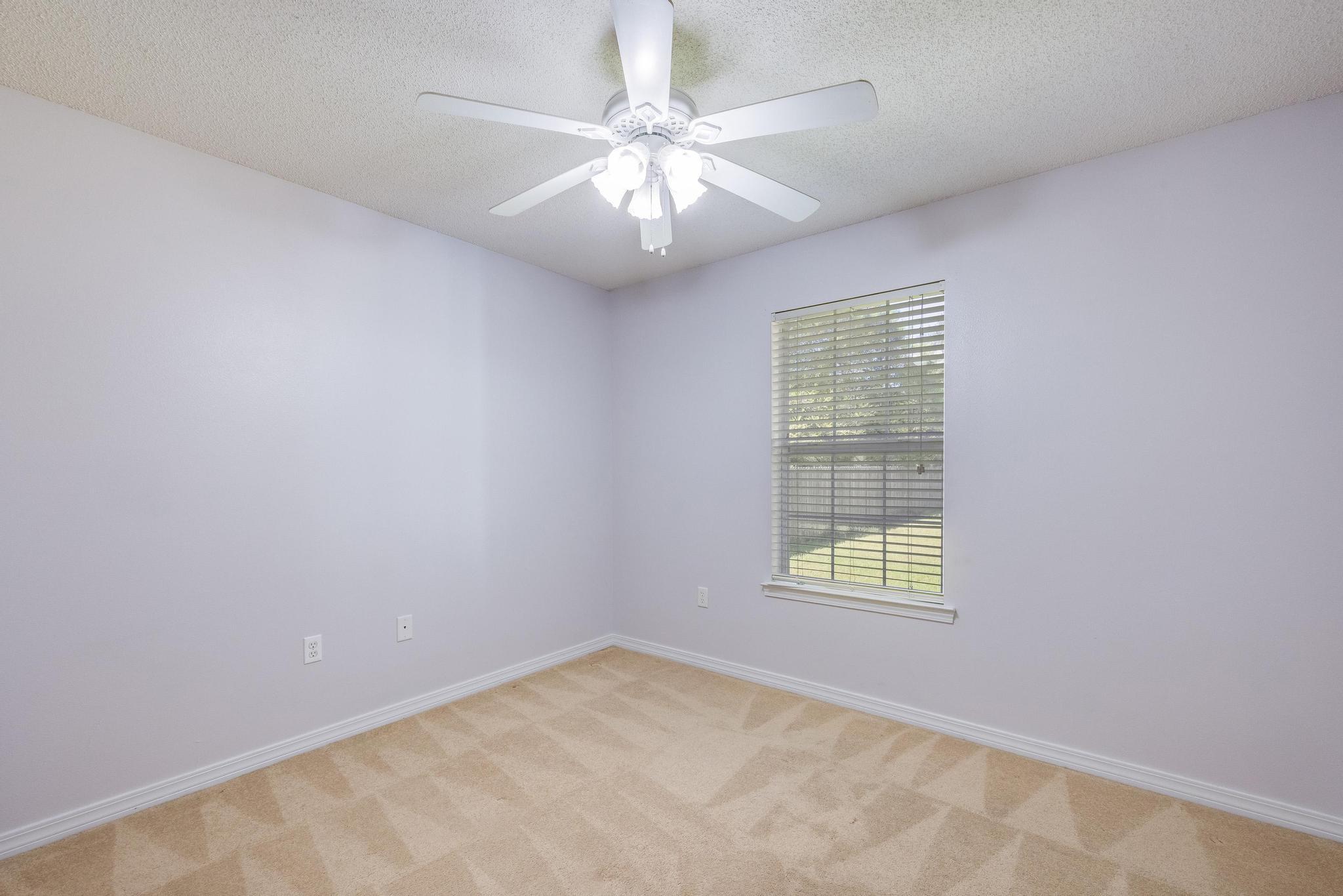 OAKDALE MINI FARMS - Residential