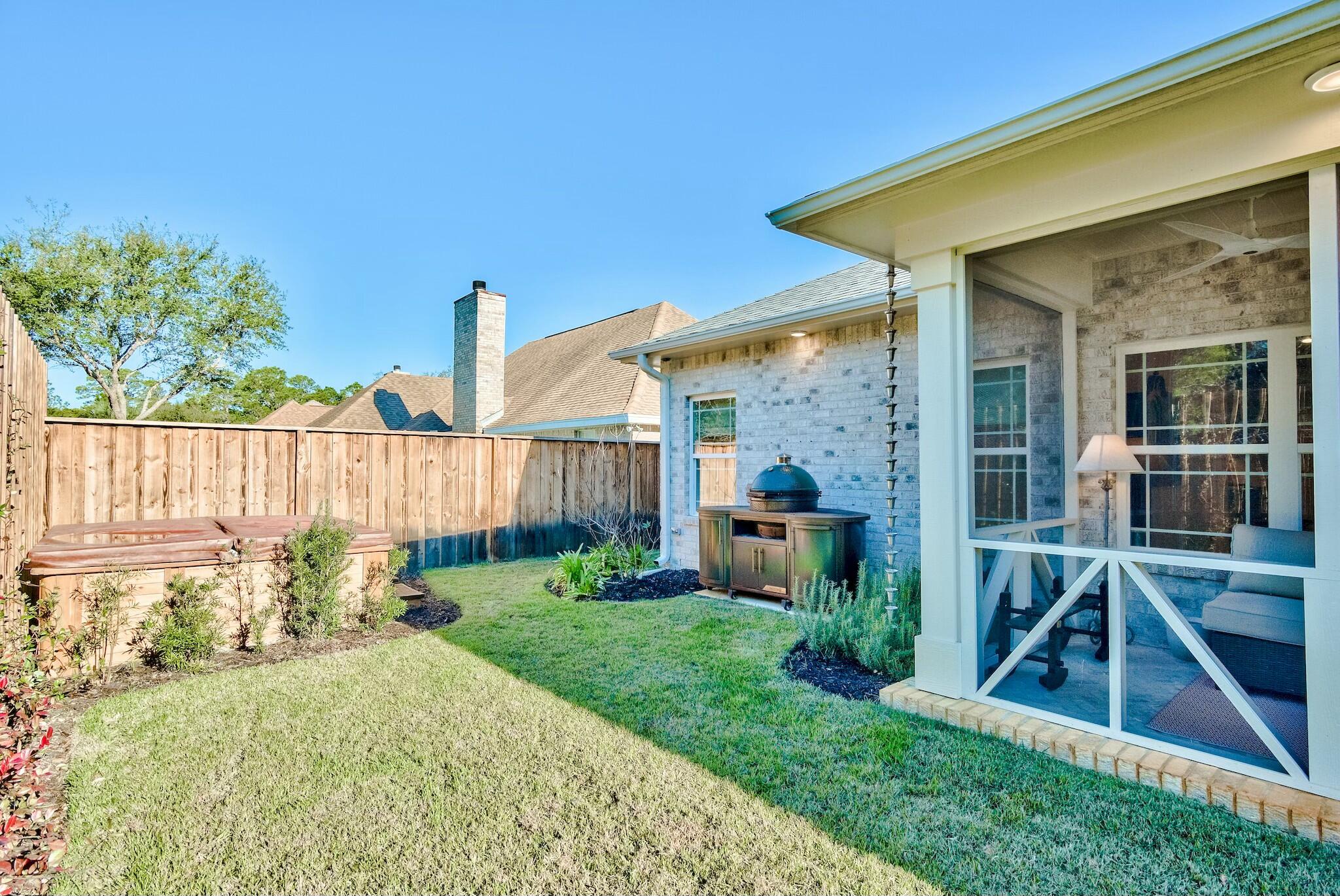 INDIAN TRAIL ESTATES - Residential