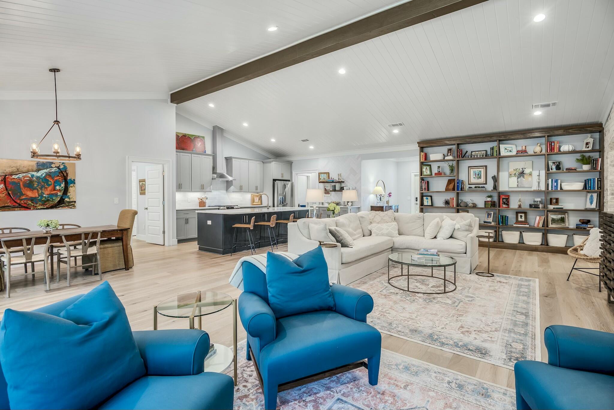INDIAN TRAIL ESTATES - Residential