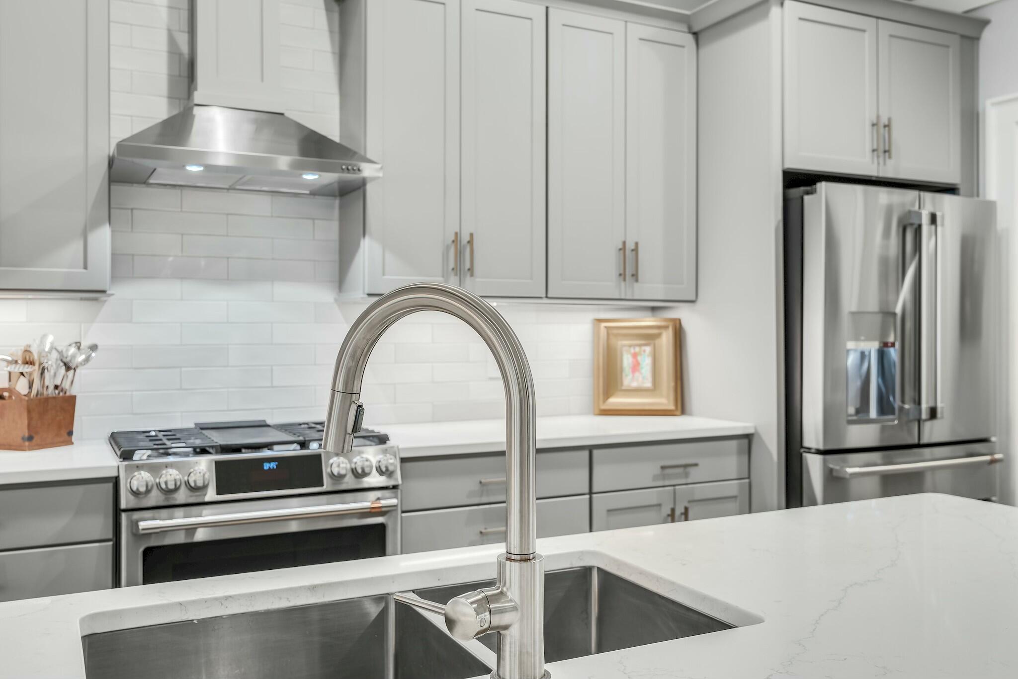 INDIAN TRAIL ESTATES - Residential