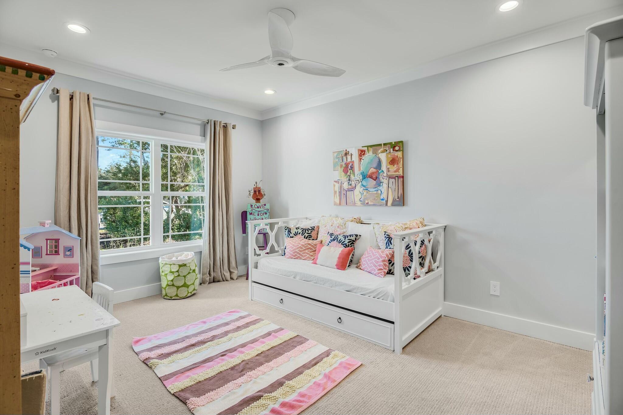 INDIAN TRAIL ESTATES - Residential