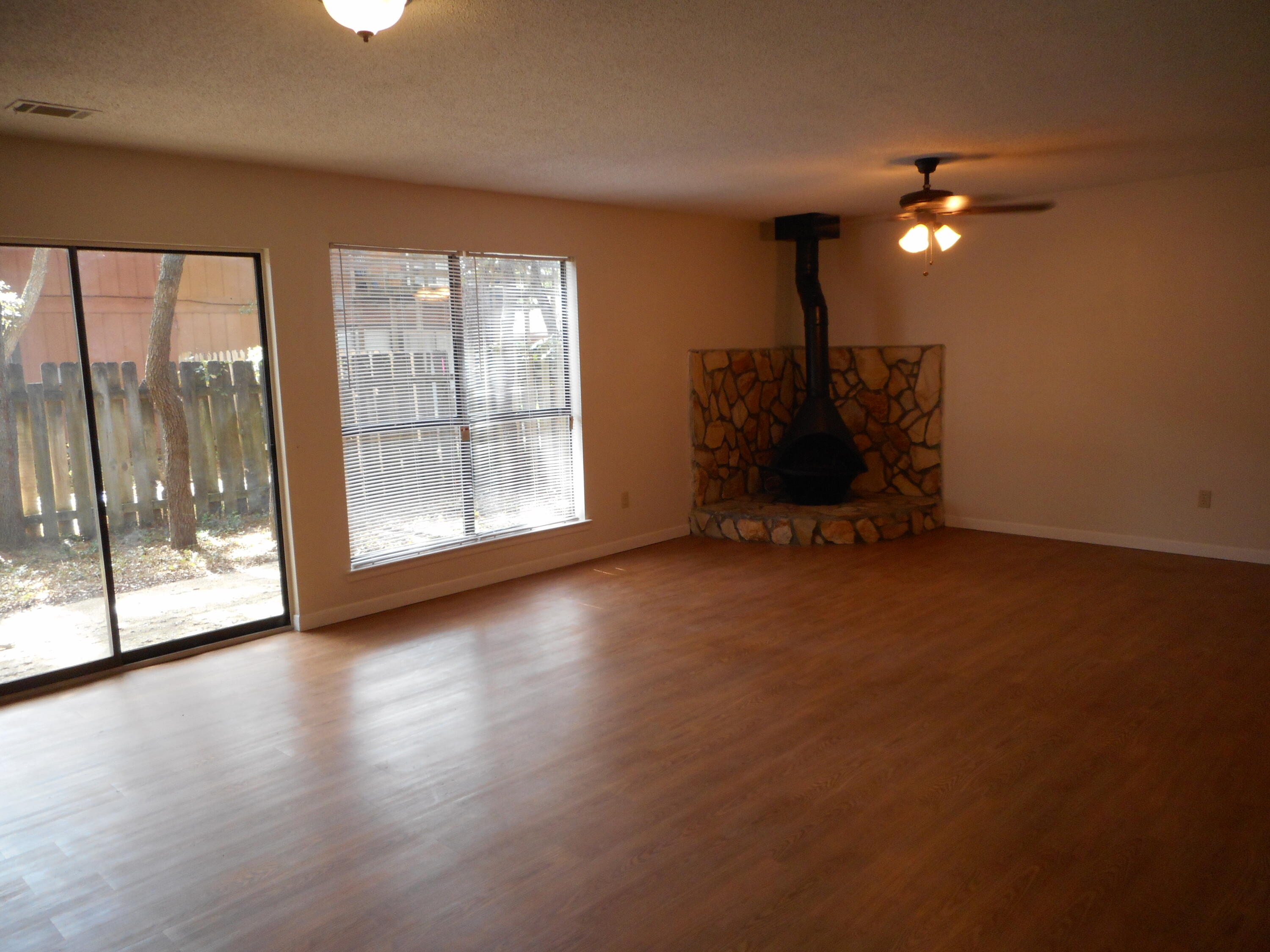 WHISPERING OAKS - Residential Lease