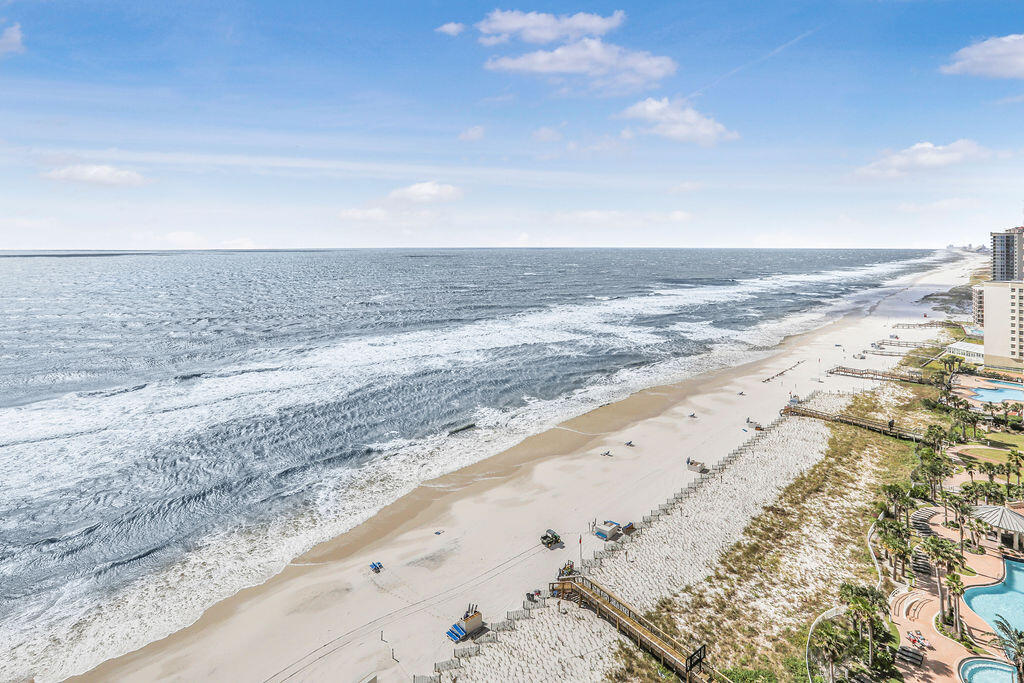 BEACH COLONY RESORT - Residential