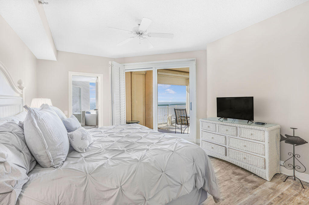 BEACH COLONY RESORT - Residential