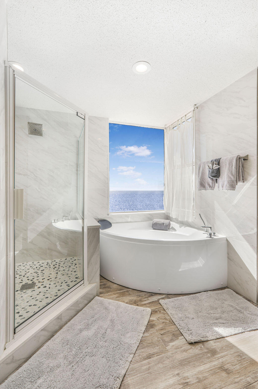 BEACH COLONY RESORT - Residential