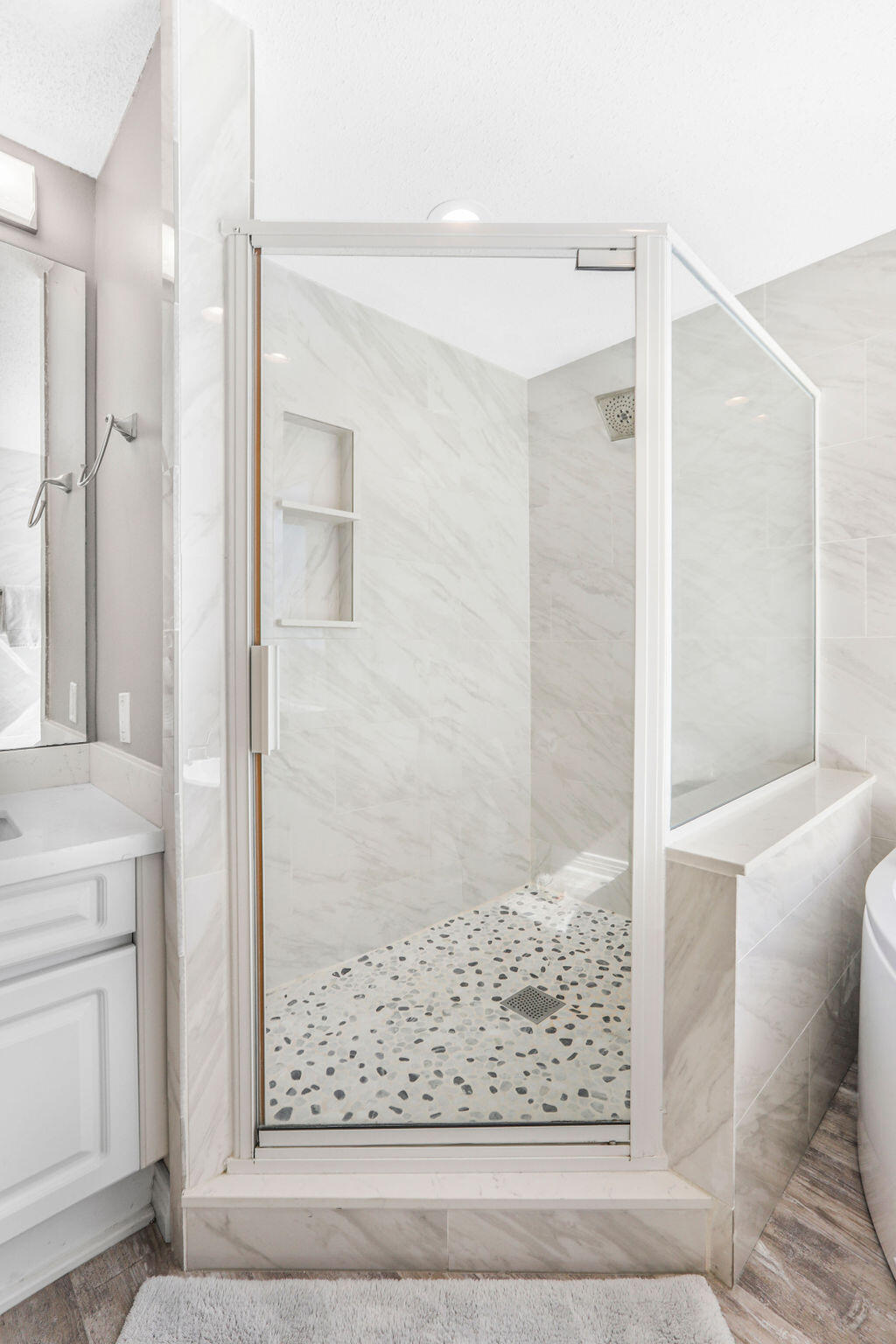 BEACH COLONY RESORT - Residential