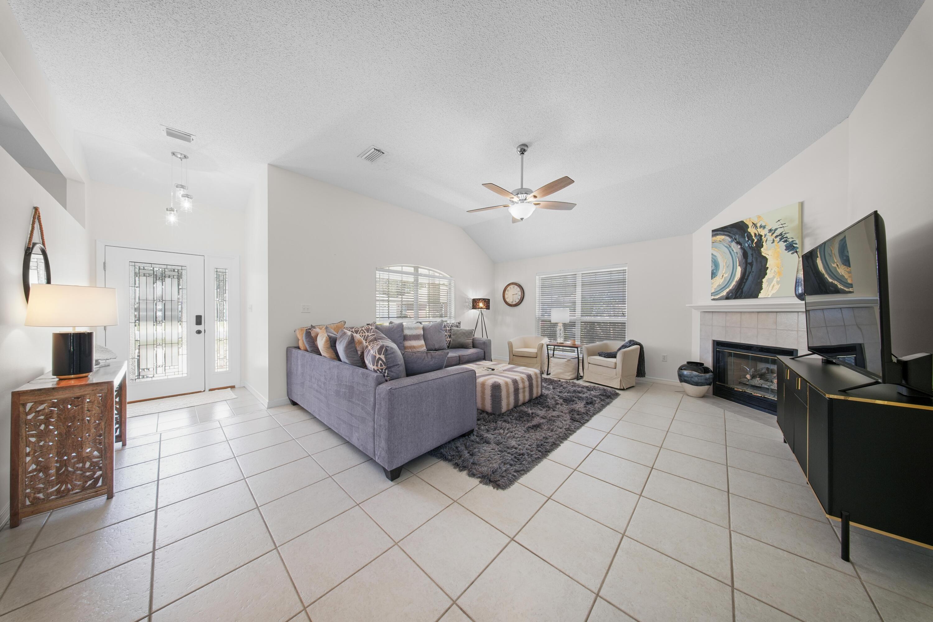 BAYSIDE - Residential