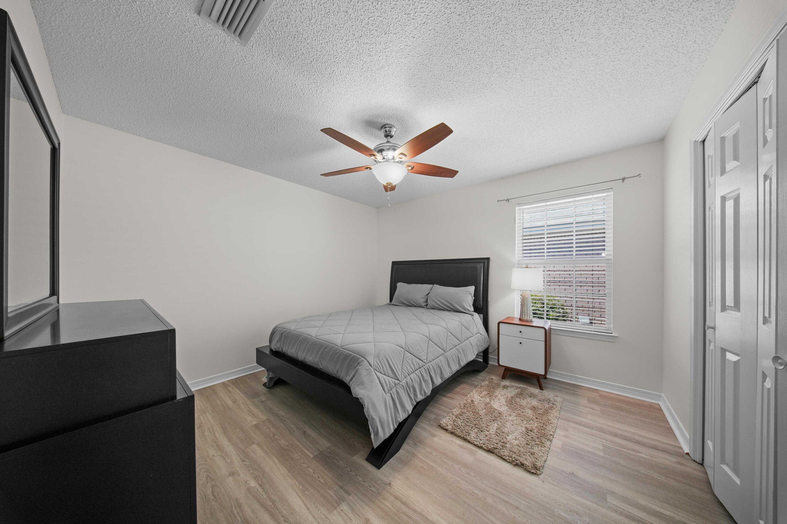 BAYSIDE - Residential
