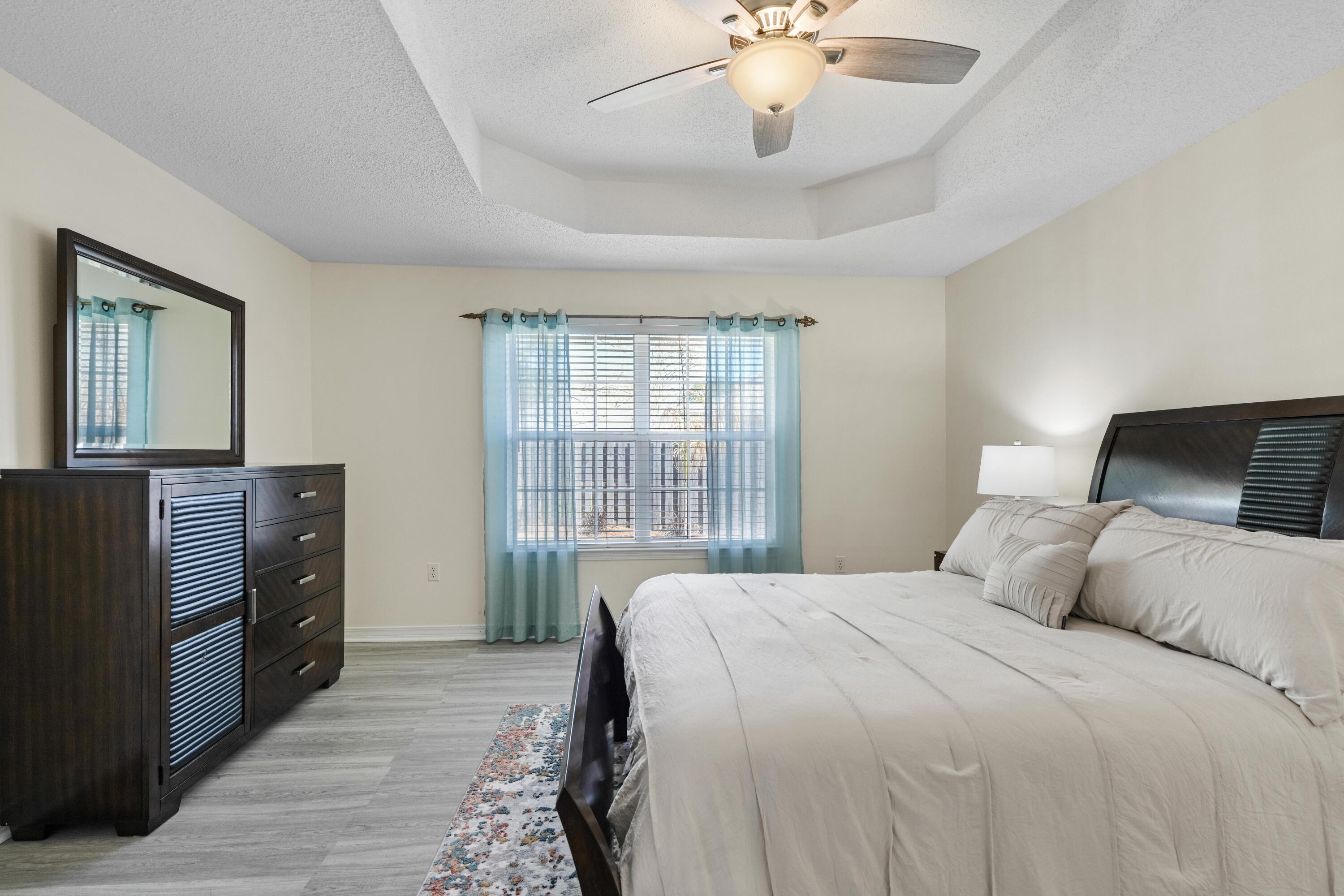 BAYSIDE - Residential