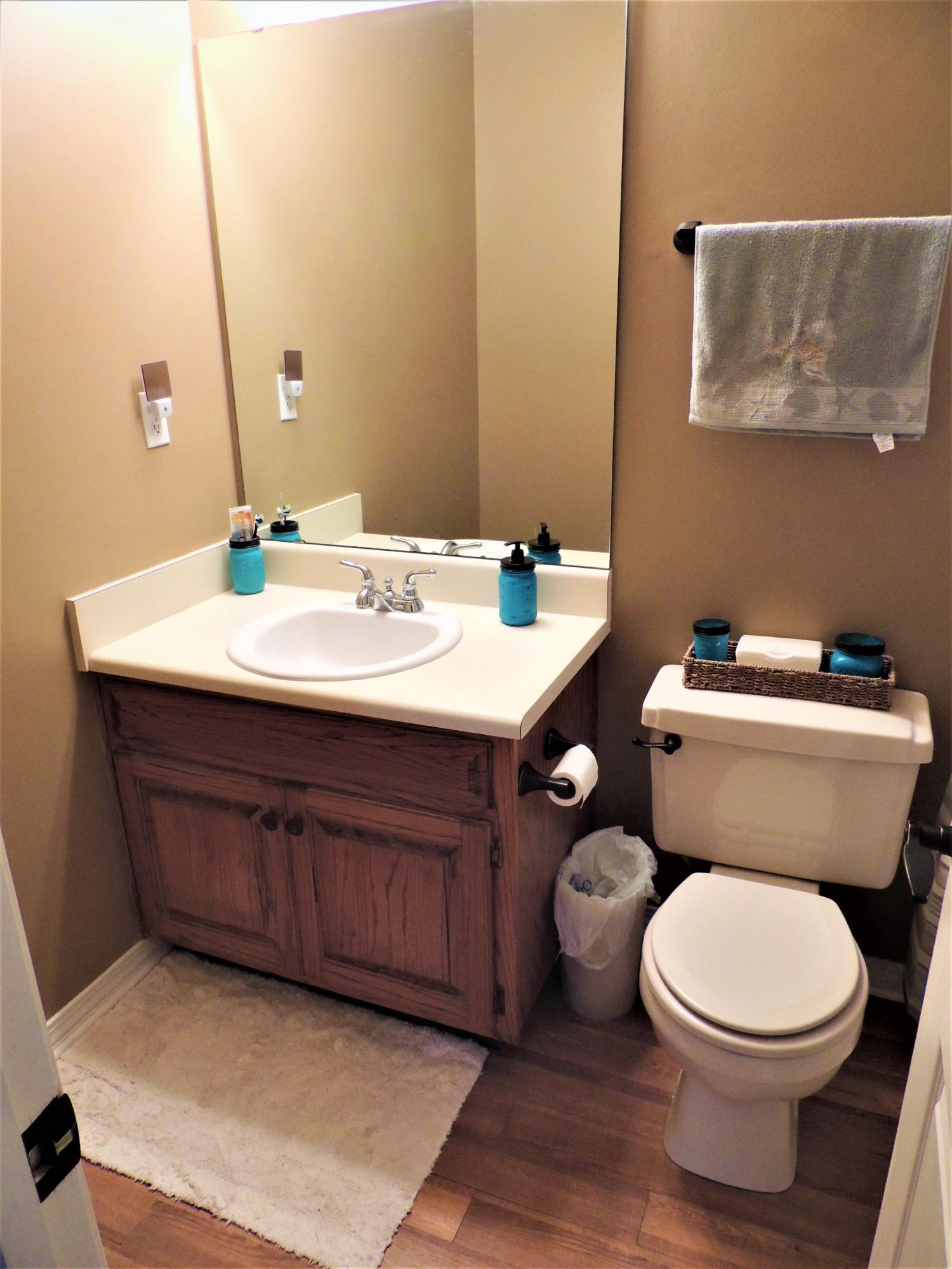 COUNTRYVIEW ESTATES 4TH ADDN - Residential