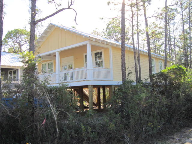 TOWN OF SANTA ROSA - Residential