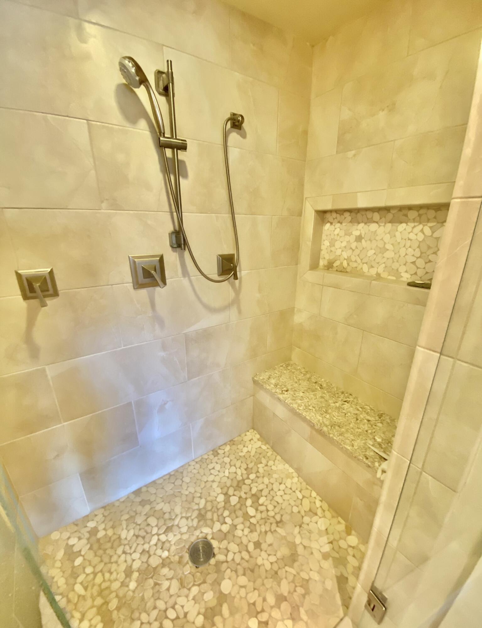 BEACHWALK VILLAS PH 01 - Residential