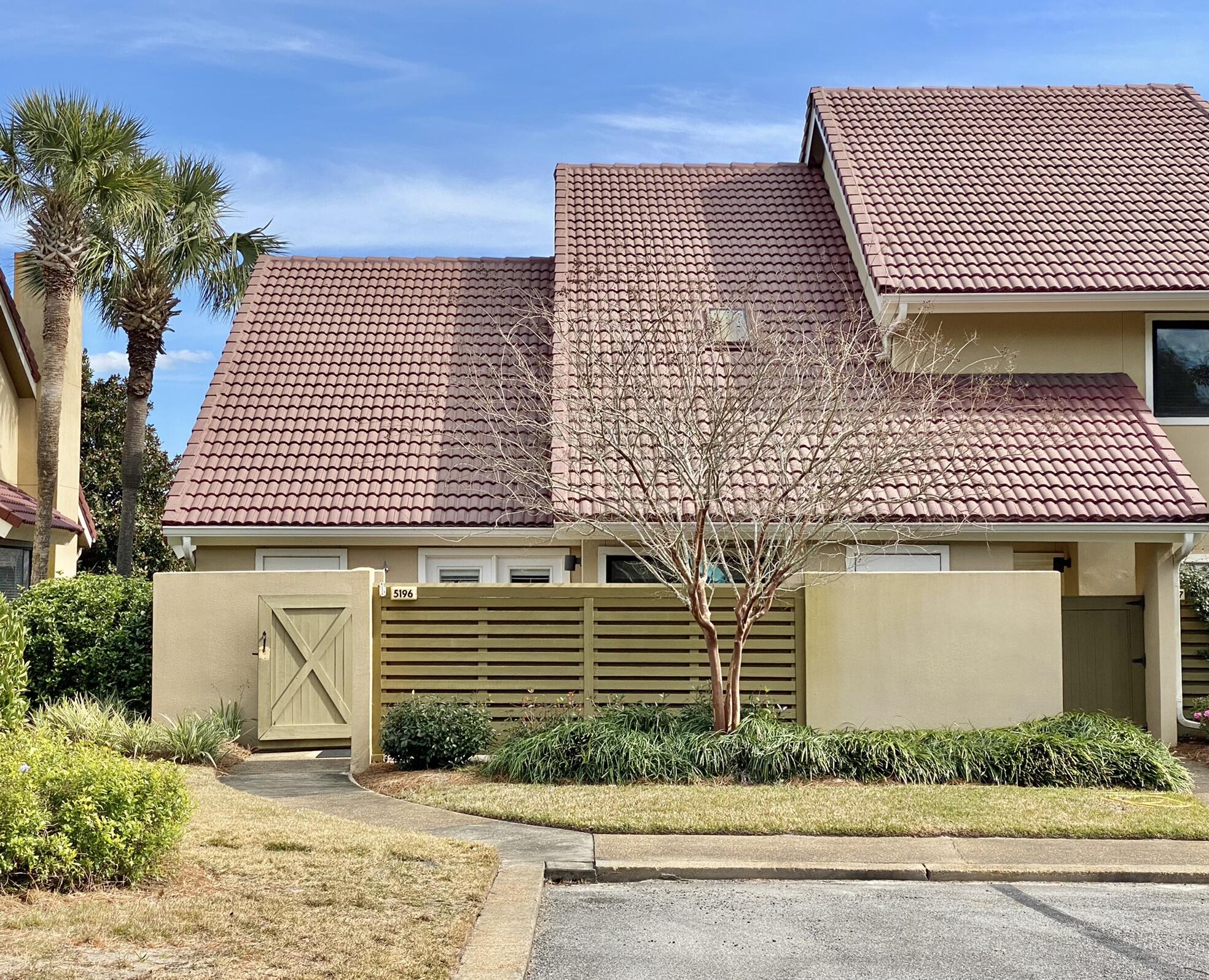 BEACHWALK VILLAS PH 01 - Residential