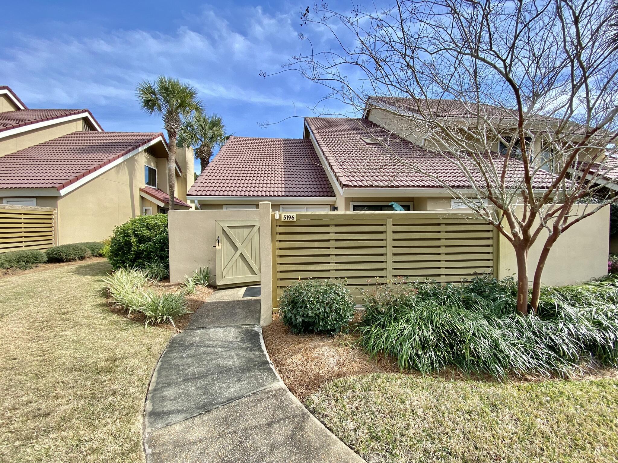 BEACHWALK VILLAS PH 01 - Residential