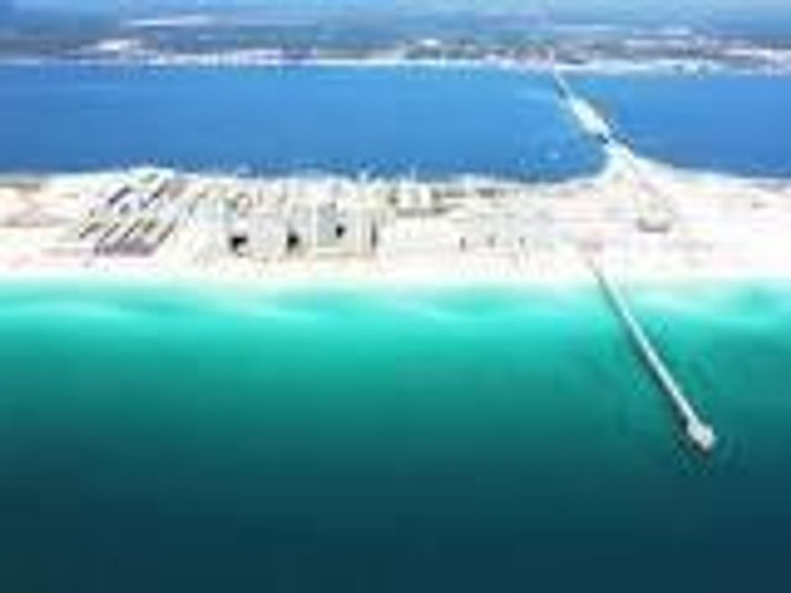 Beautiful beach lot only two blocks from the gulf. Enjoy all the amenities of beach style living including fishing from the sound and the quiet and serene living in Navarre Beach without the noise and congestion of other beach resorts.