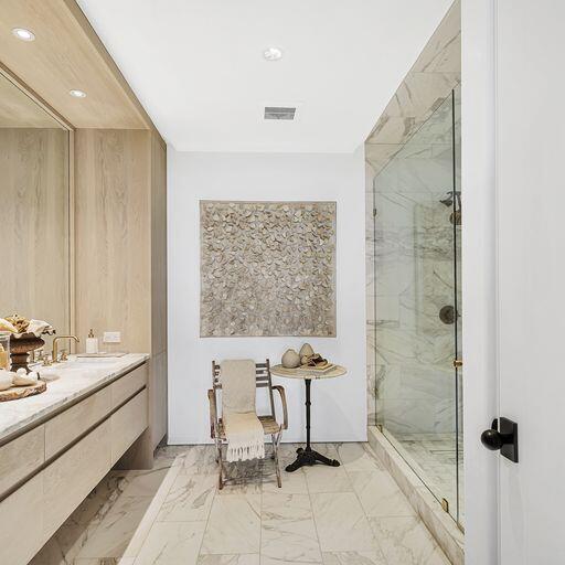 ALEXANDER AT PALM COURT - Residential