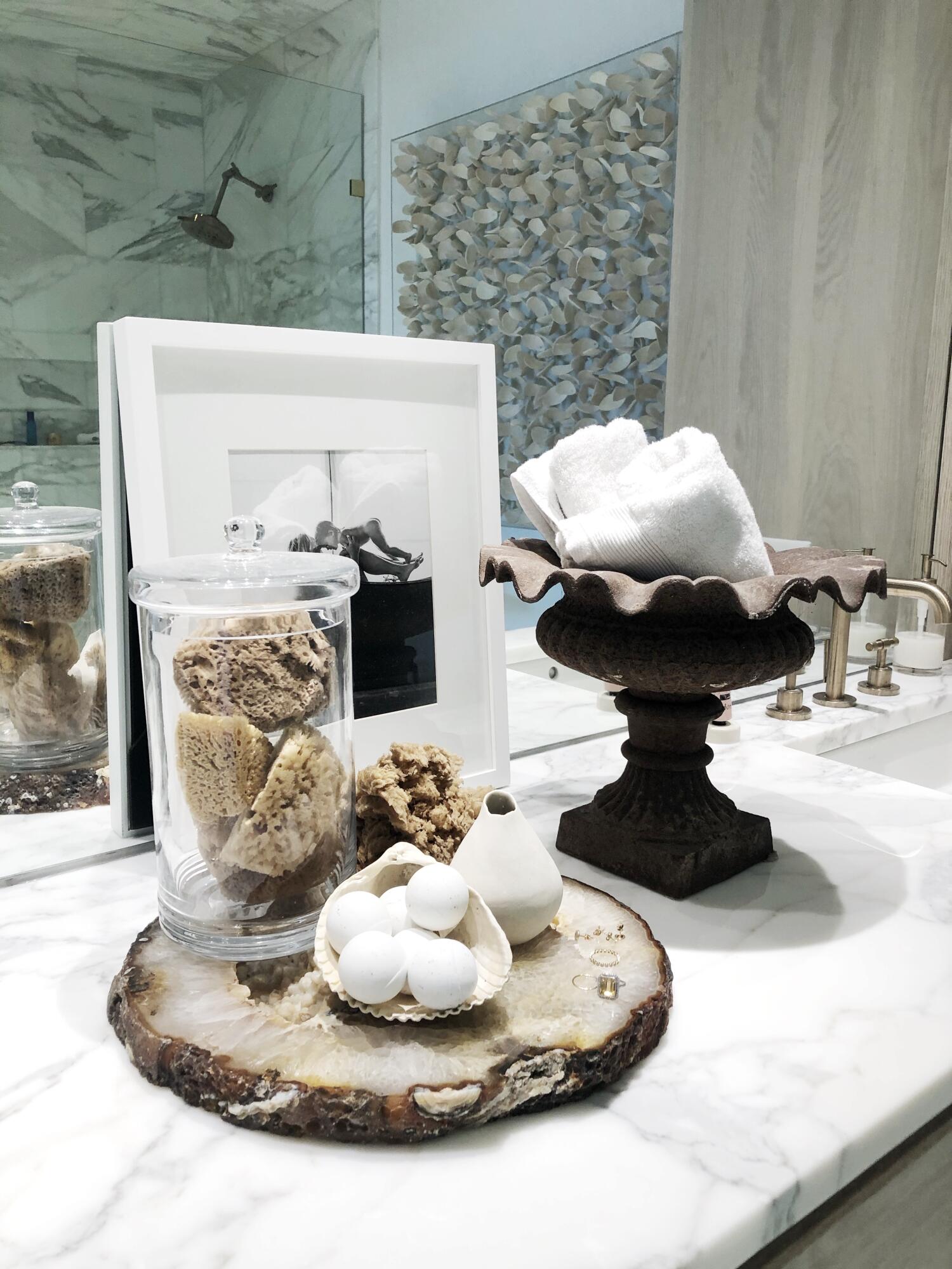 ALEXANDER AT PALM COURT - Residential