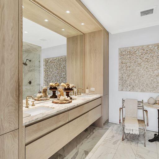 ALEXANDER AT PALM COURT - Residential