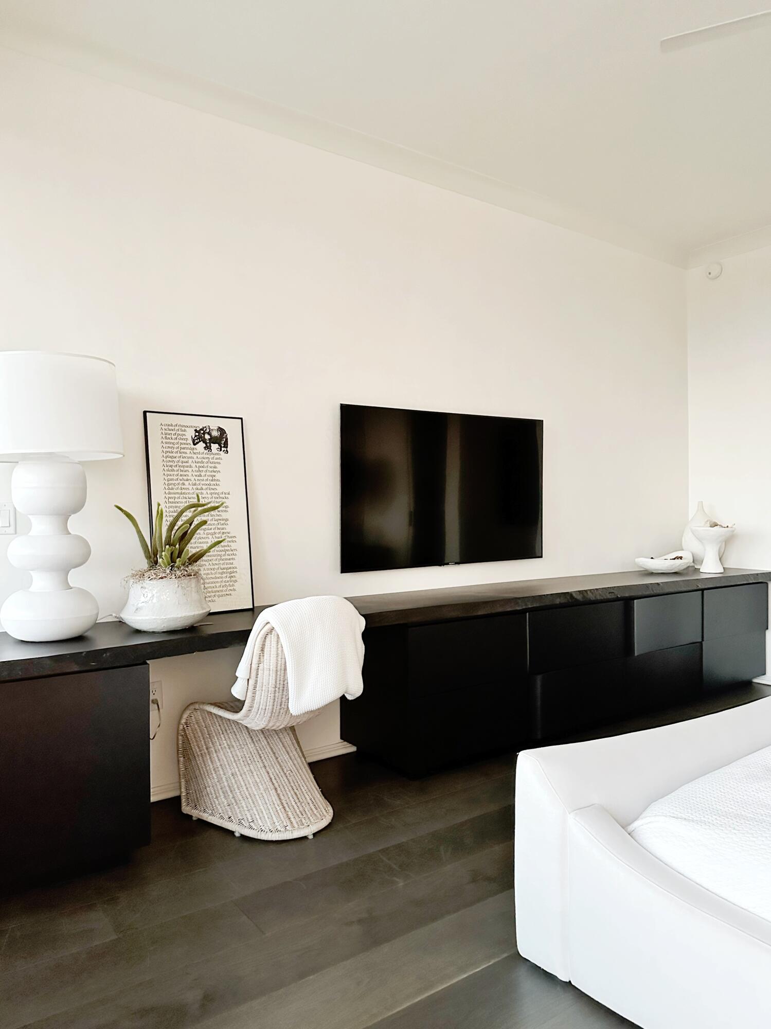 ALEXANDER AT PALM COURT - Residential