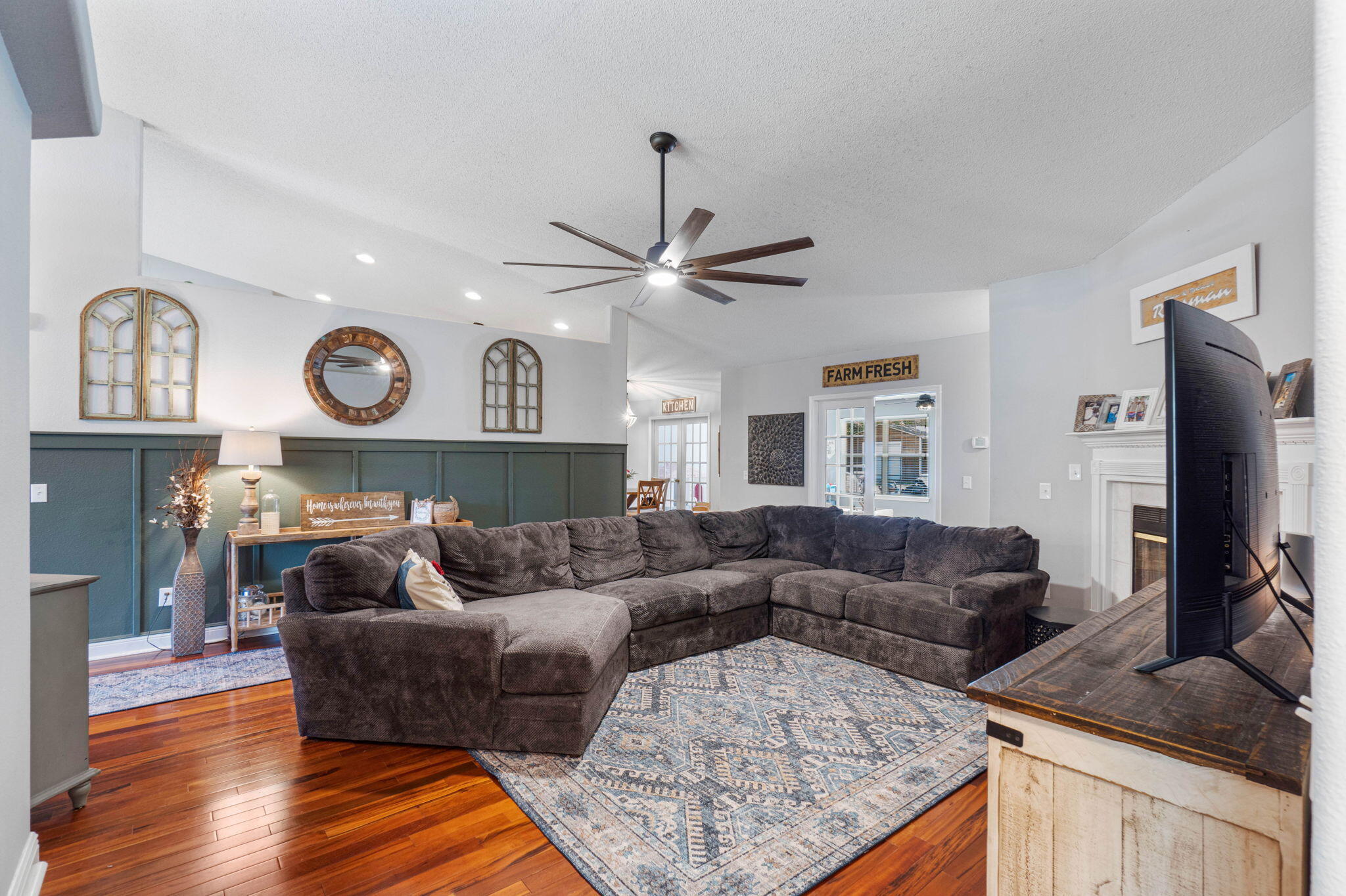 GARDENBROOK - Residential