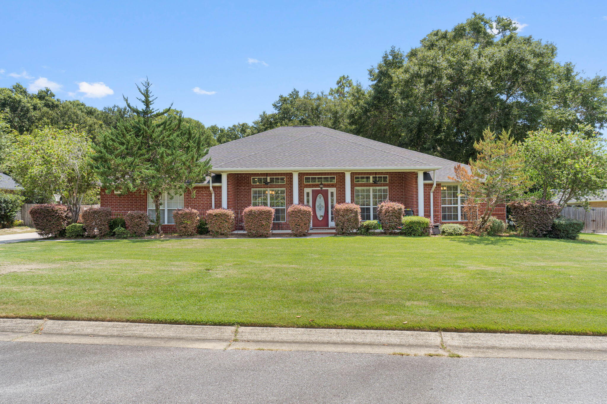 GARDENBROOK - Residential