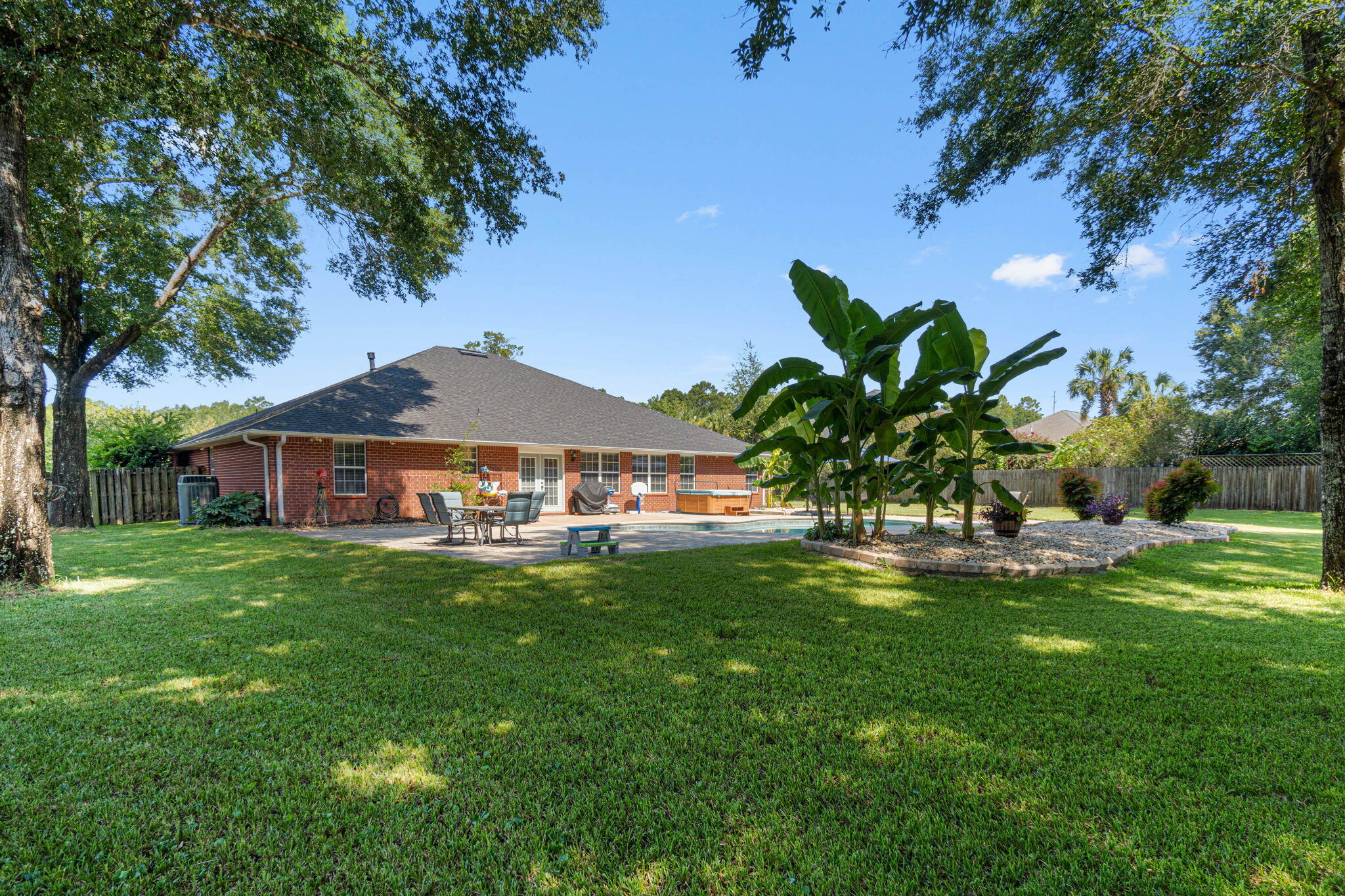 GARDENBROOK - Residential