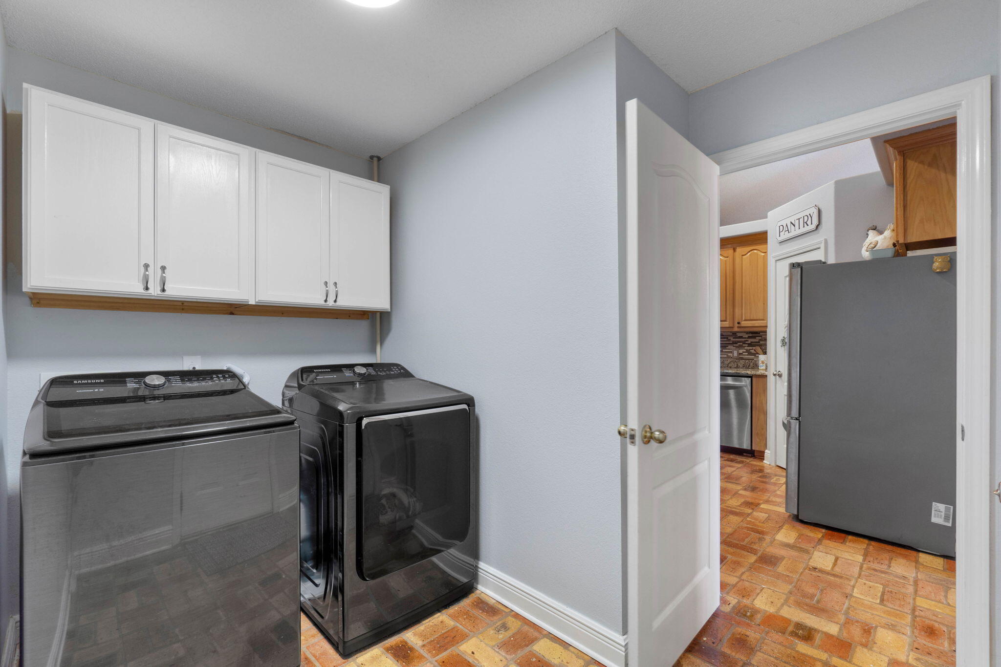 GARDENBROOK - Residential