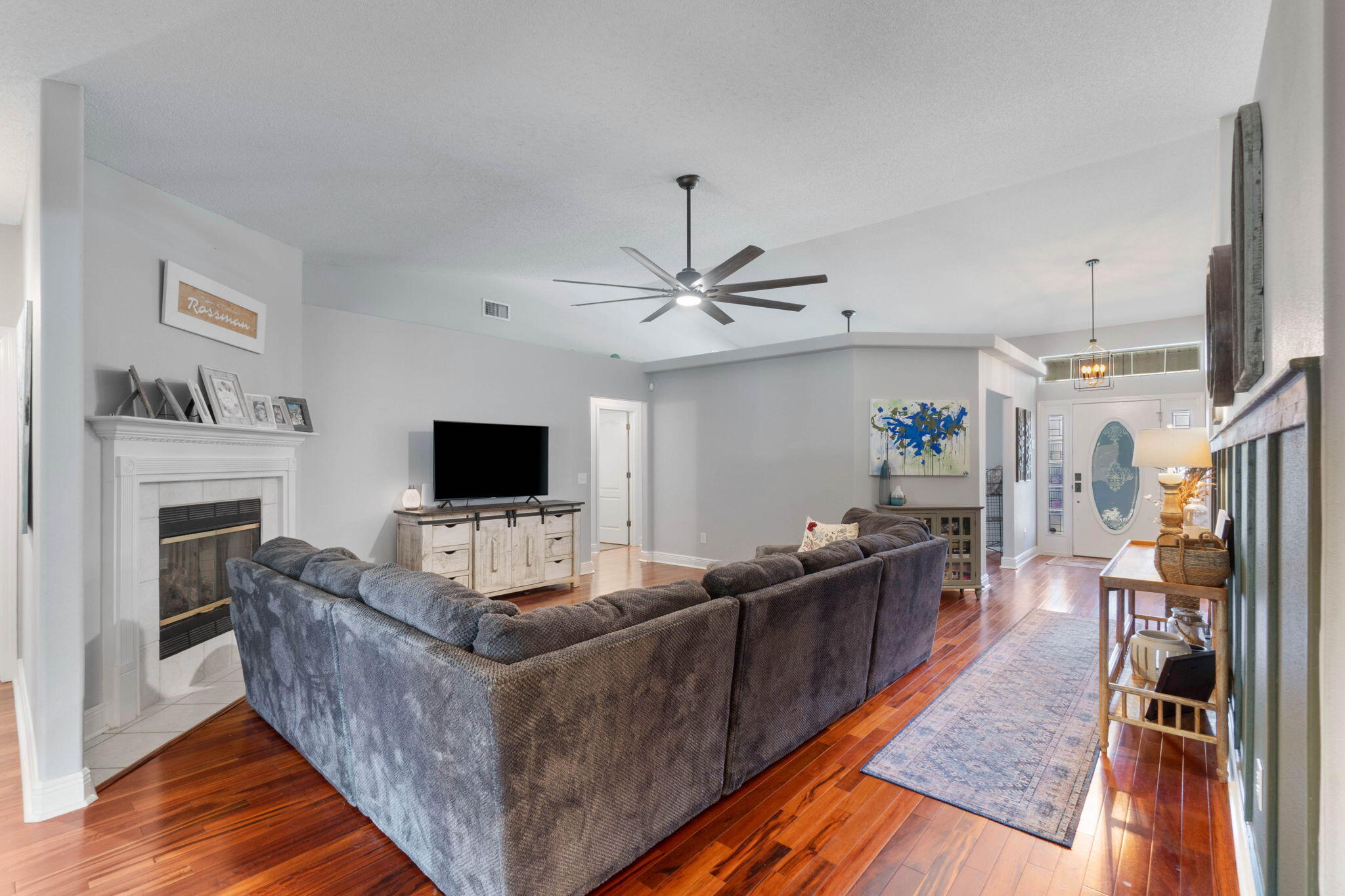 GARDENBROOK - Residential