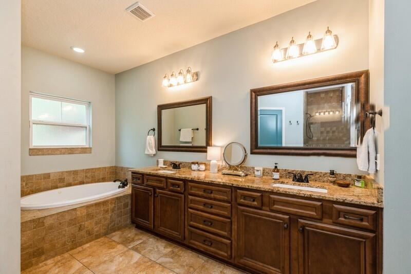 VALPARAISO - Residential