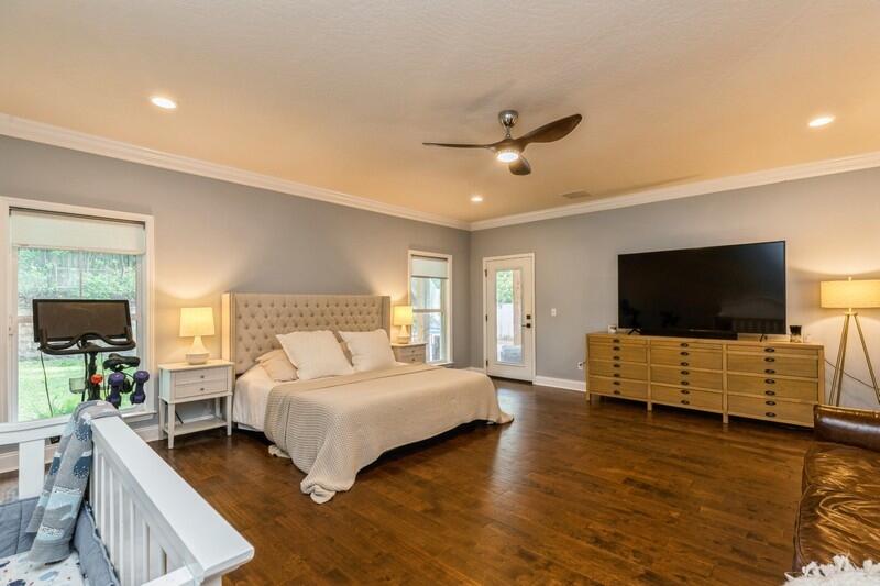 VALPARAISO - Residential