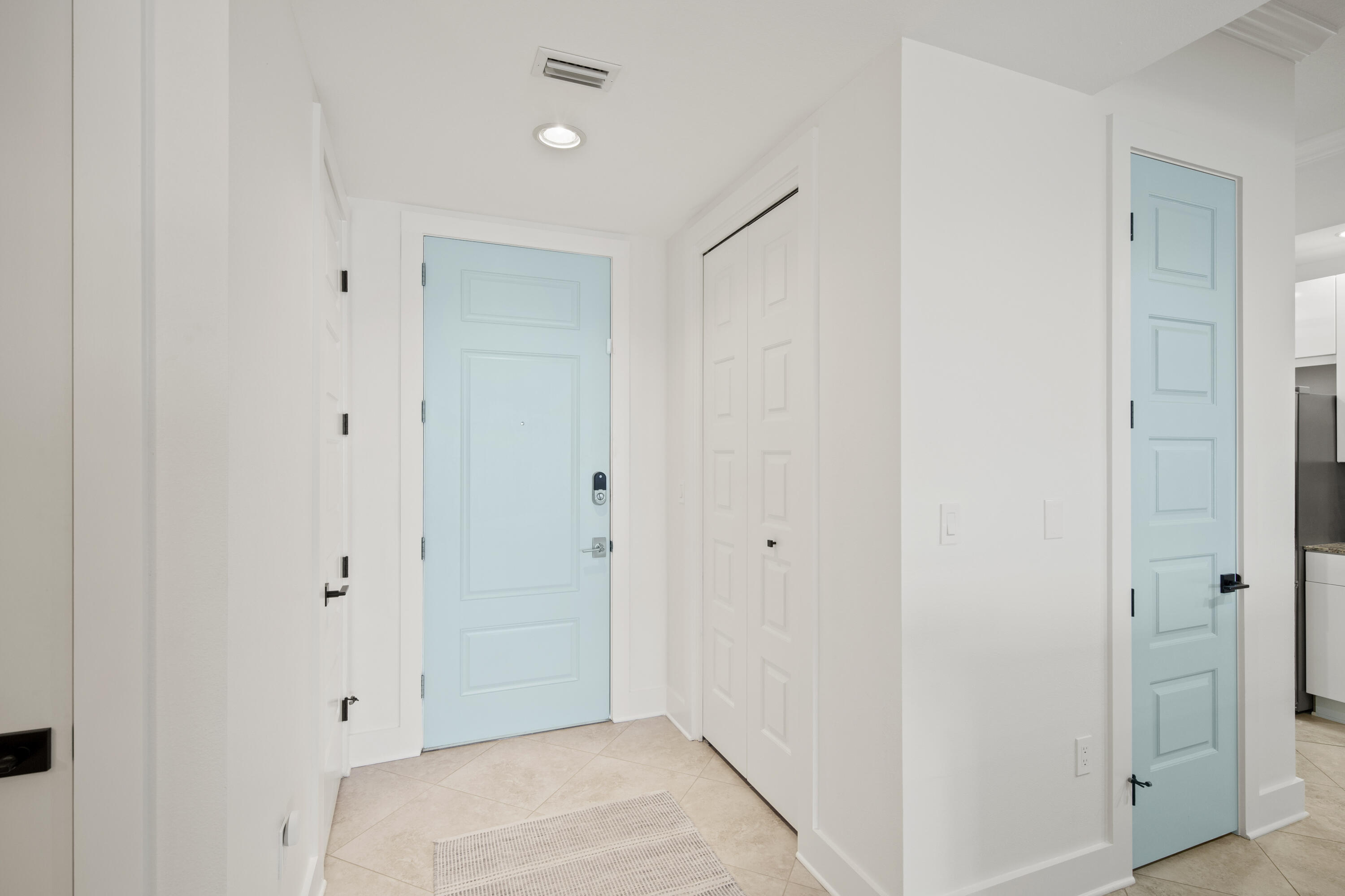 HARBOR LIGHTS - Residential