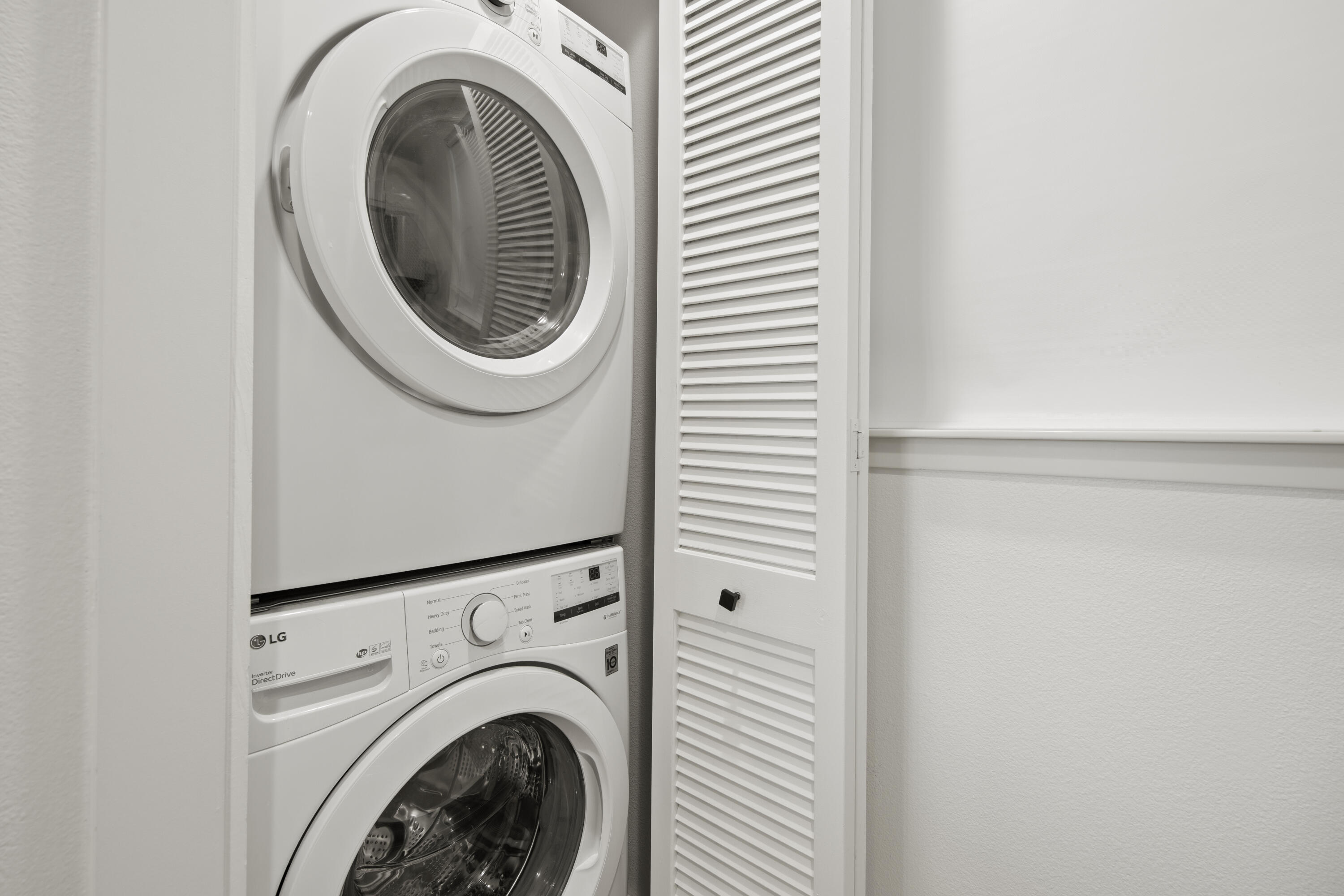 HARBOR LIGHTS - Residential