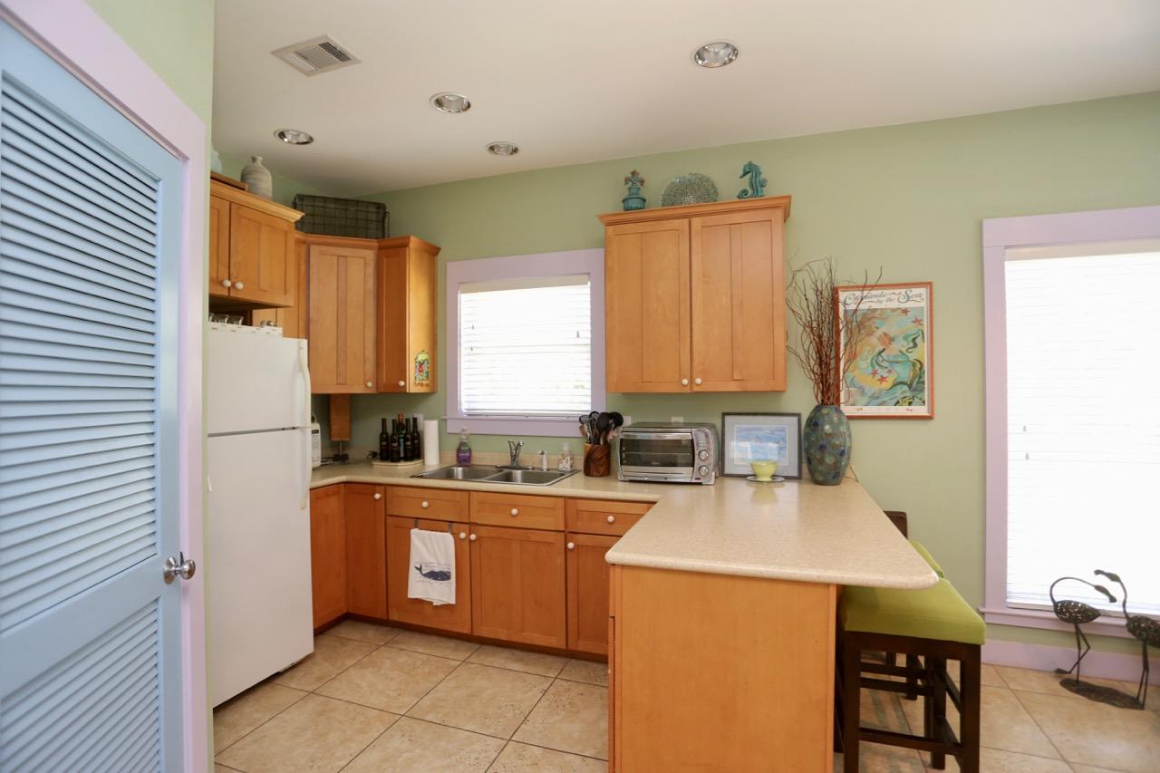 GROVE BY THE SEA 1ST ADDN - Residential