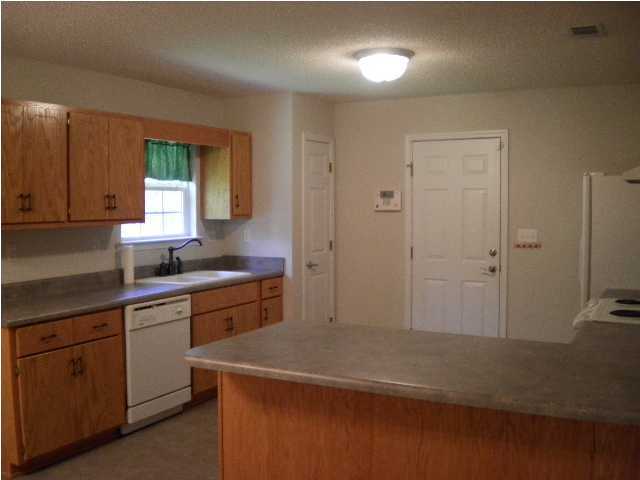 MORRIS ADDN TO CRESTVIEW - Residential Lease