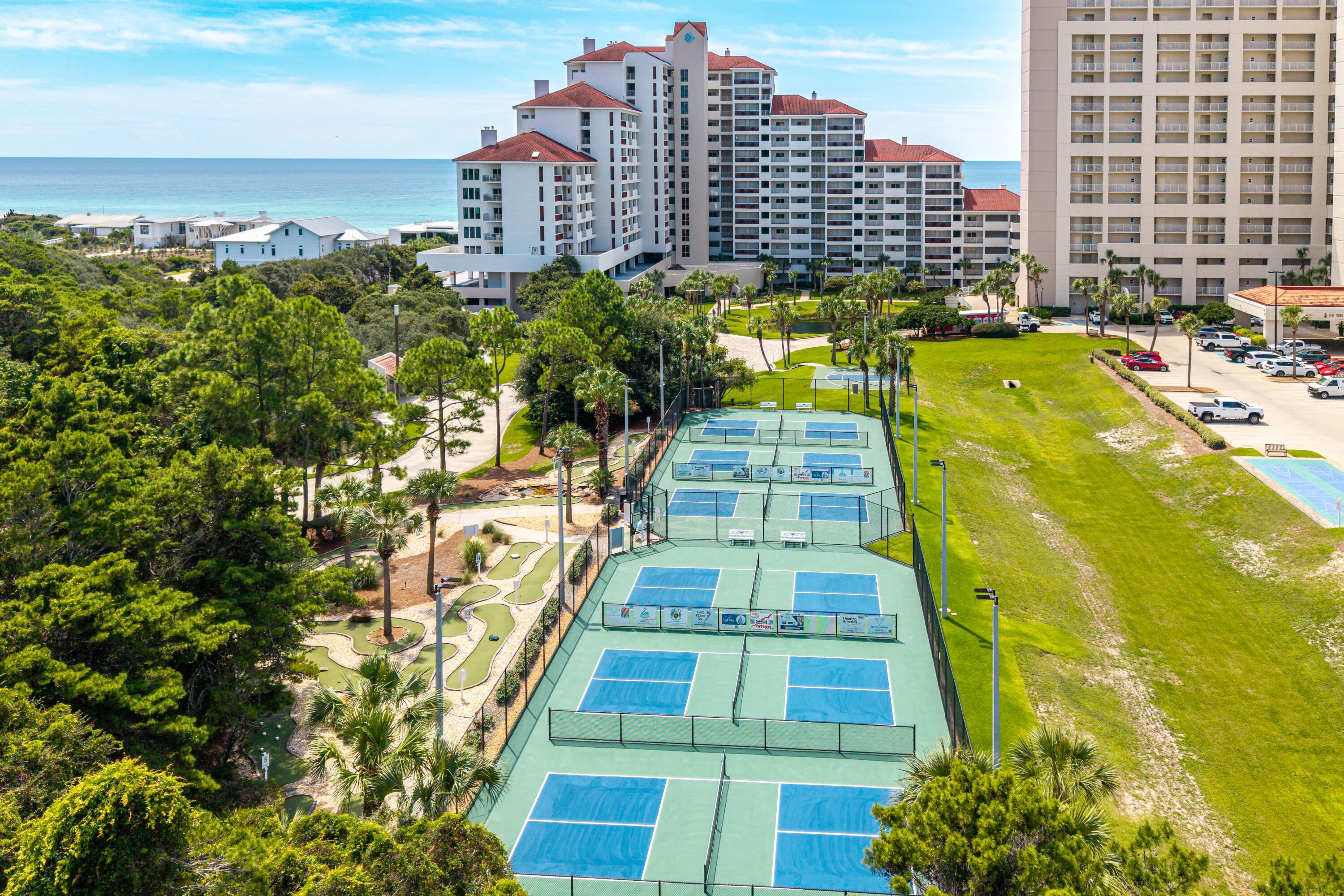 TOPS'L BEACH MANOR - Residential