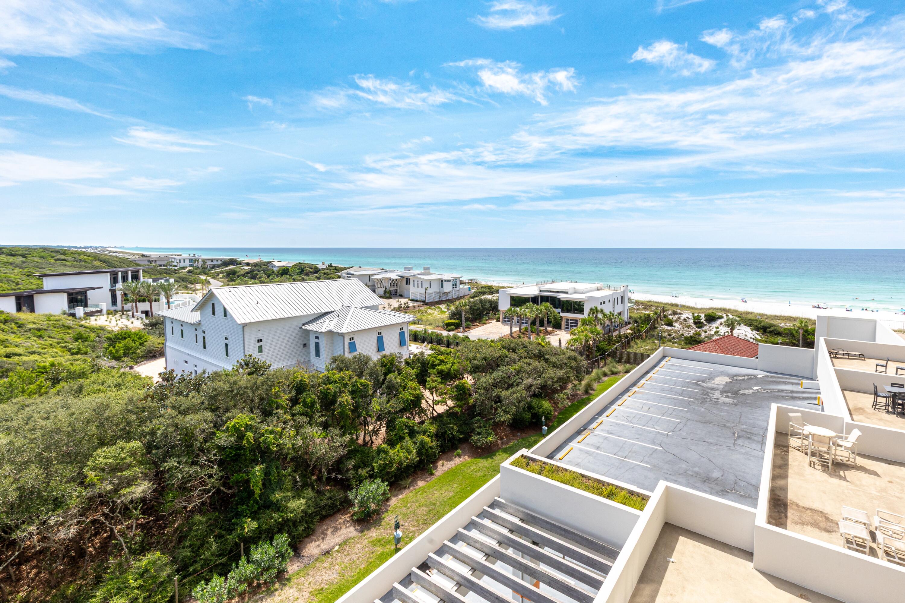 TOPS'L BEACH MANOR - Residential