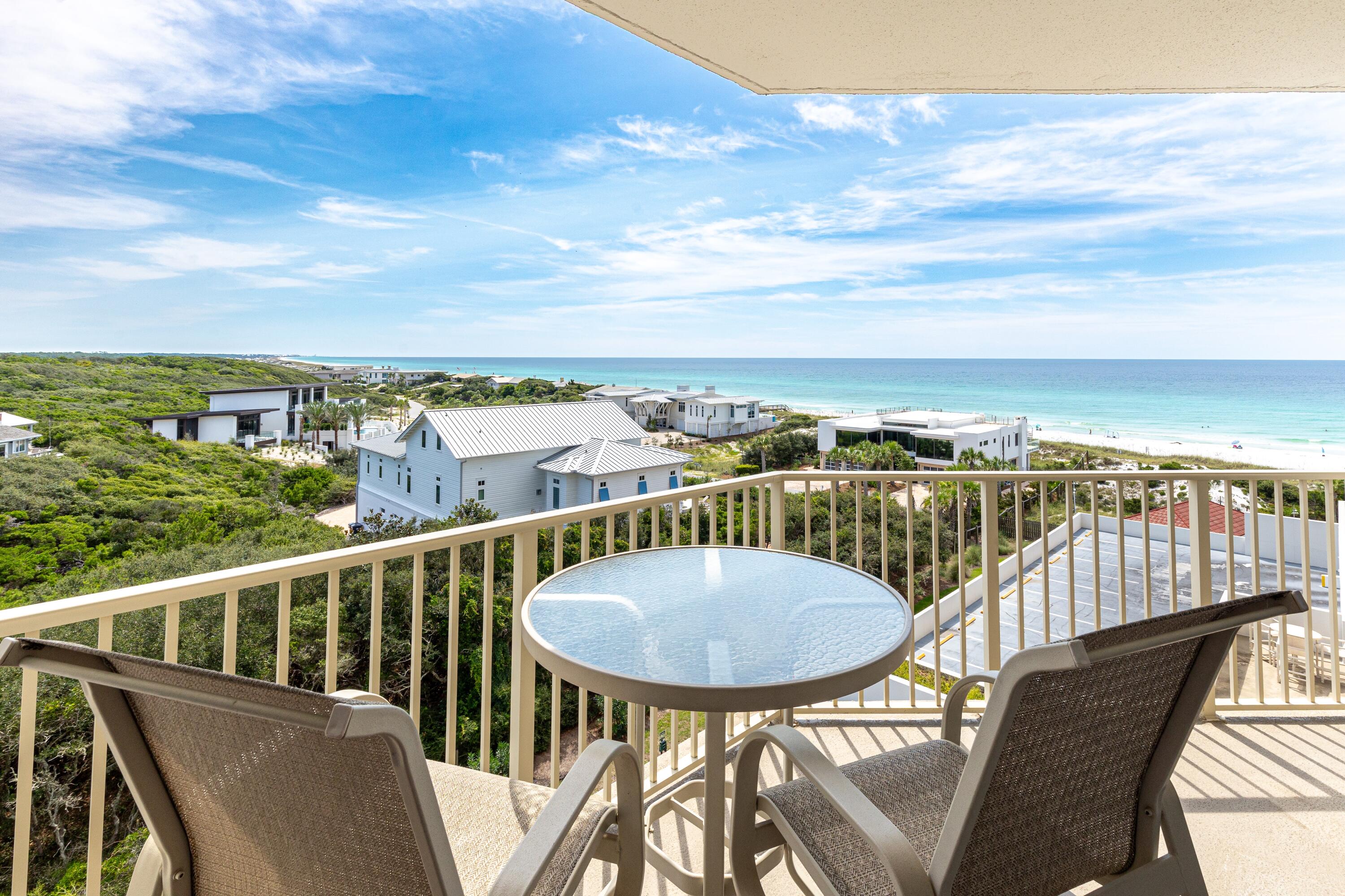 TOPS'L BEACH MANOR - Residential