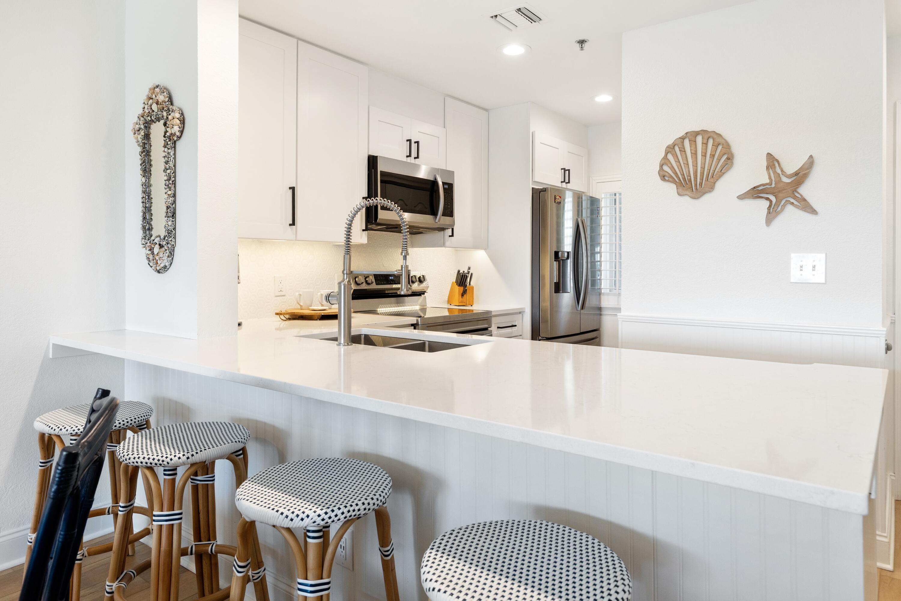 TOPS'L BEACH MANOR - Residential