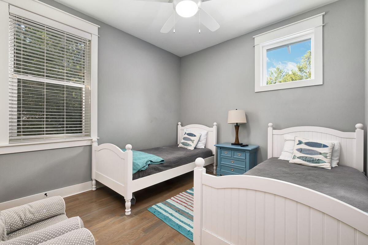 WHITES GULFVIEW ESTATES - Residential