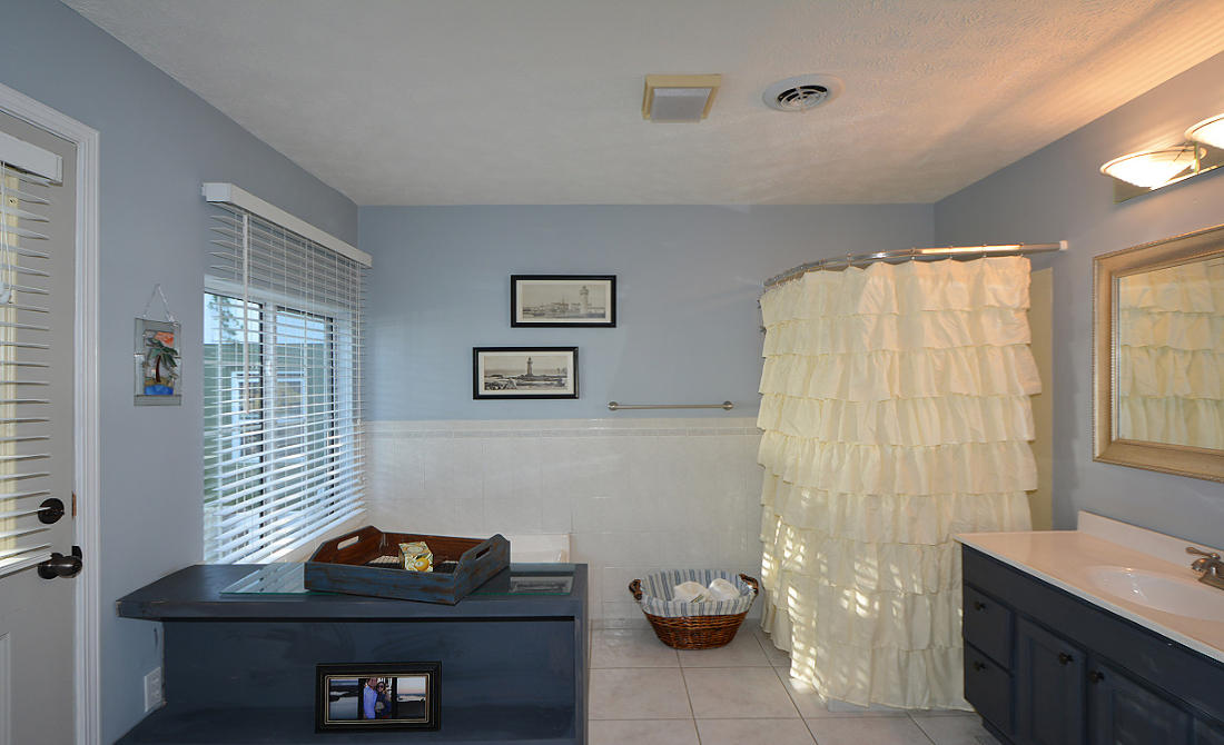 BAY GROVE 1ST ADDN - Residential