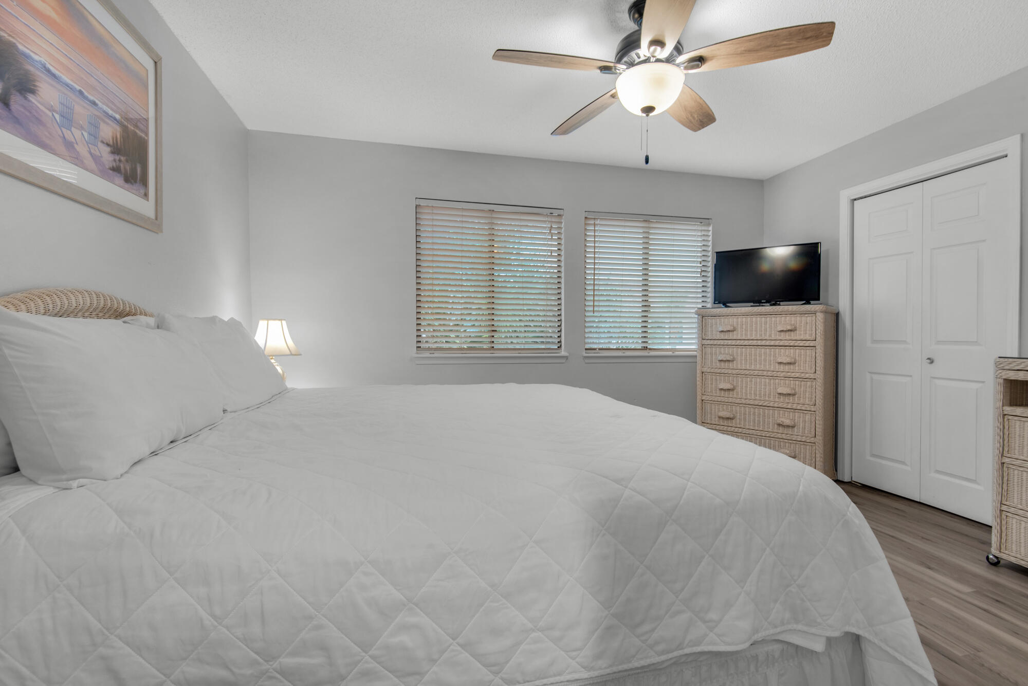 SUGAR BEACH T/H - Residential