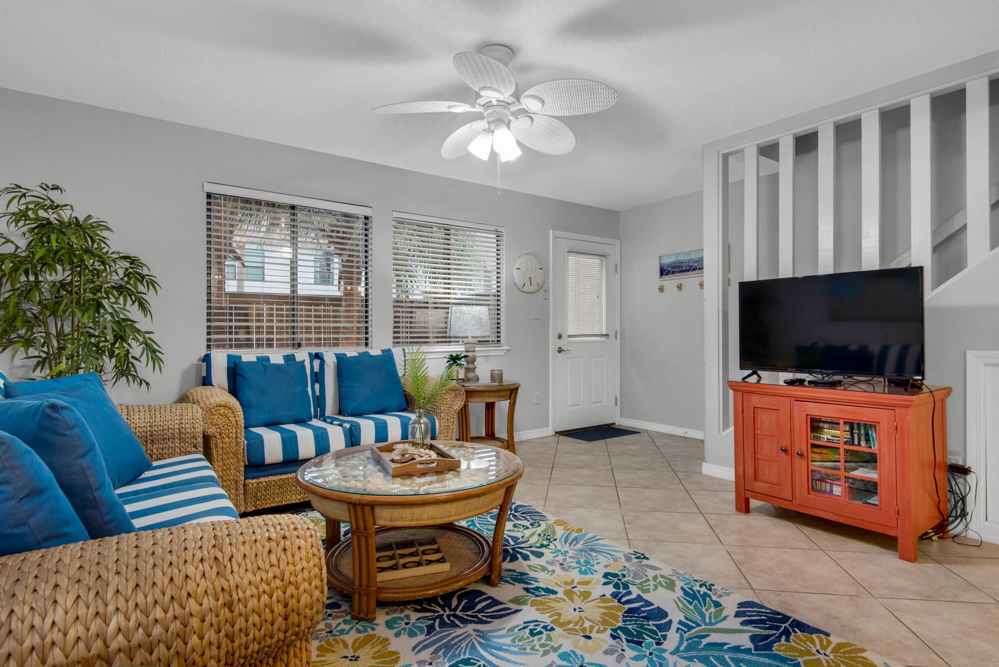 SUGAR BEACH T/H - Residential