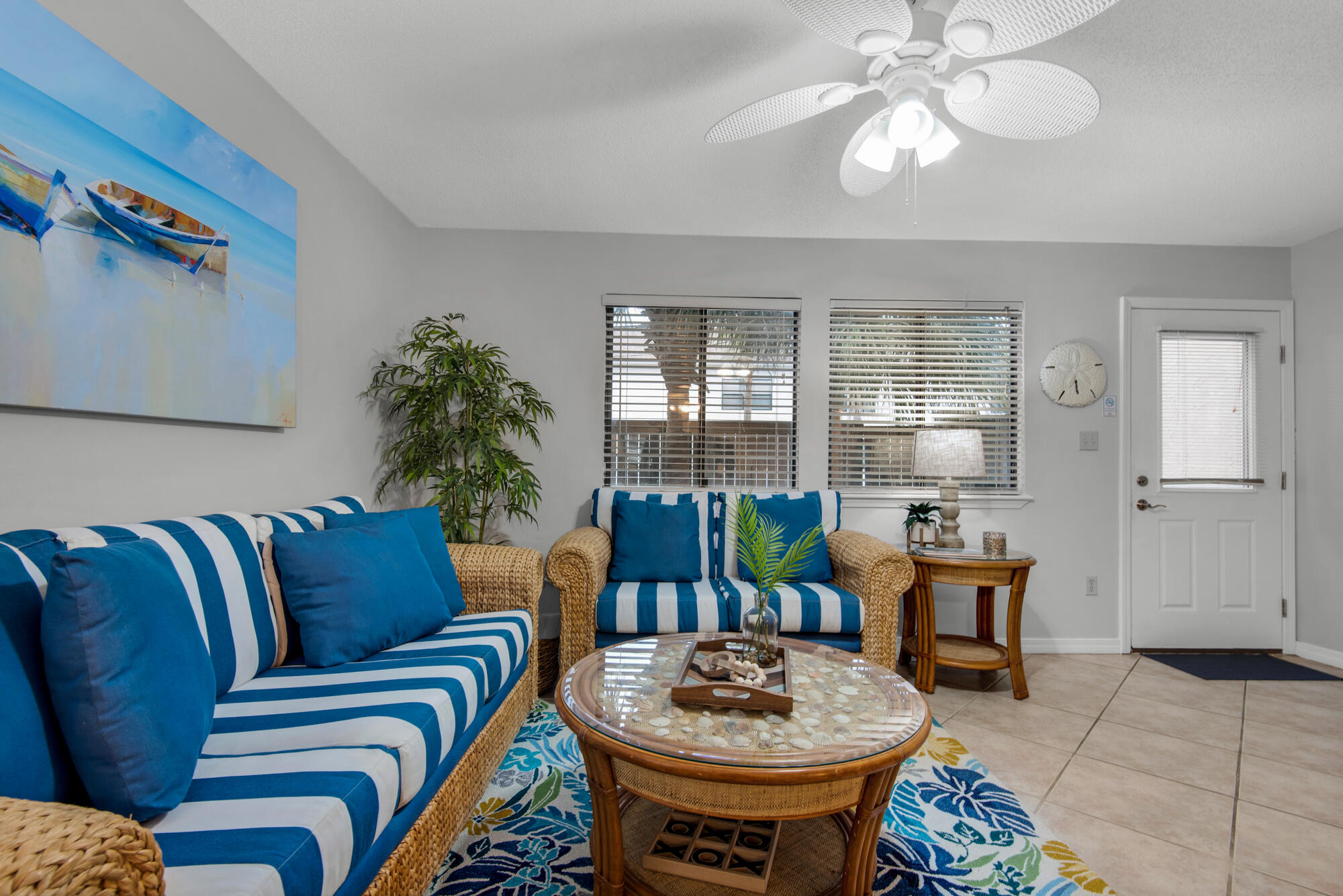 SUGAR BEACH T/H - Residential