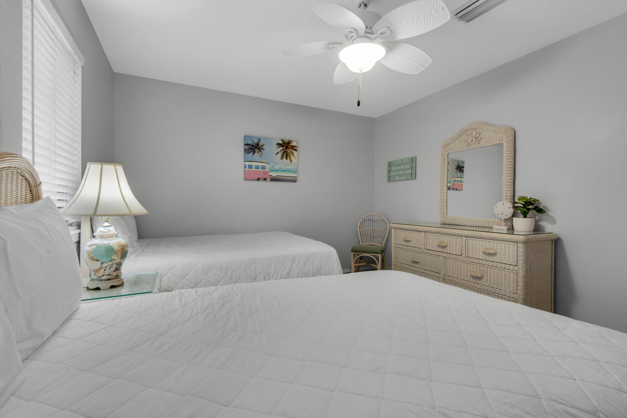 SUGAR BEACH T/H - Residential